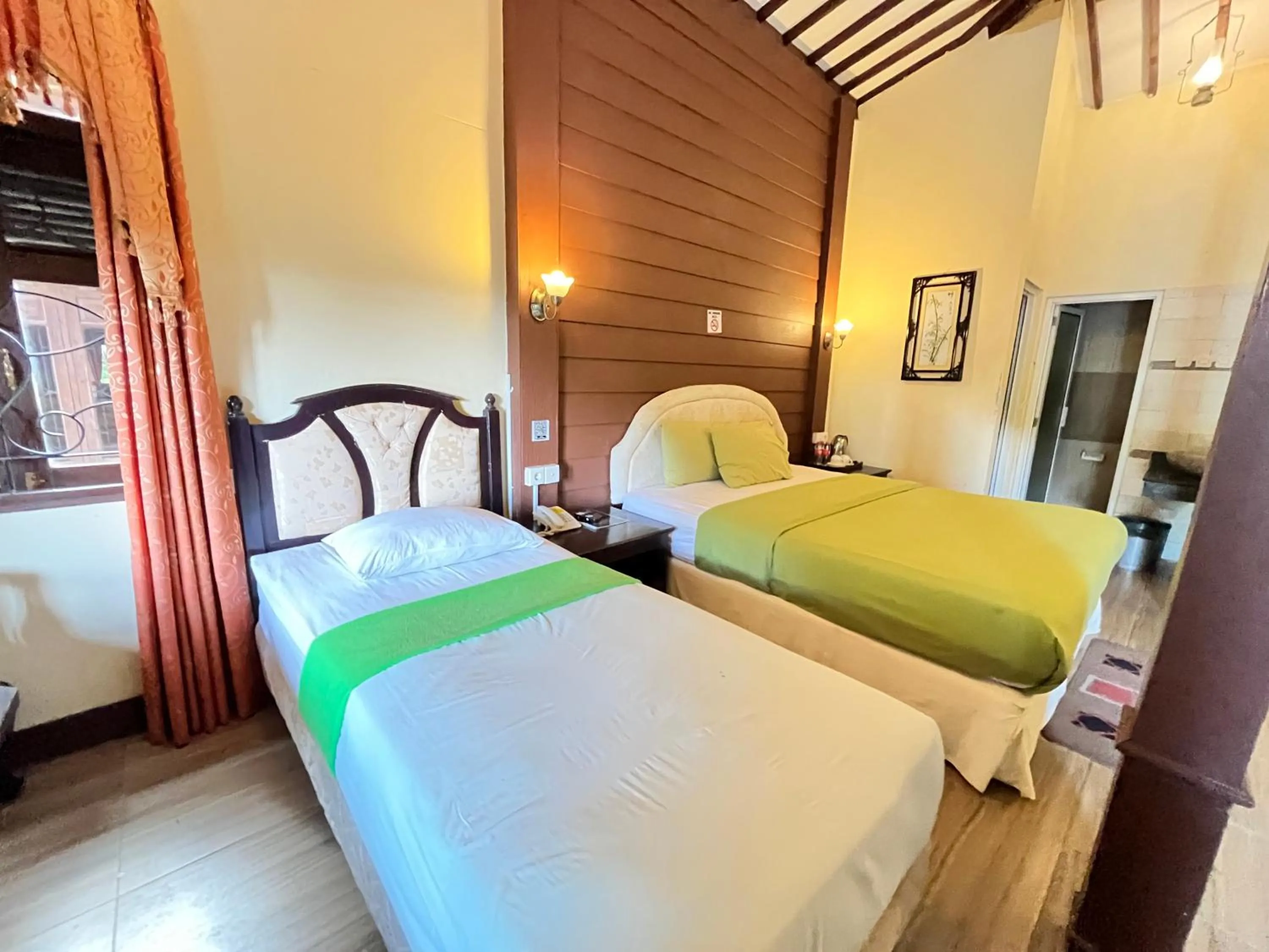 Bed in Green Valley Resort Bandungan