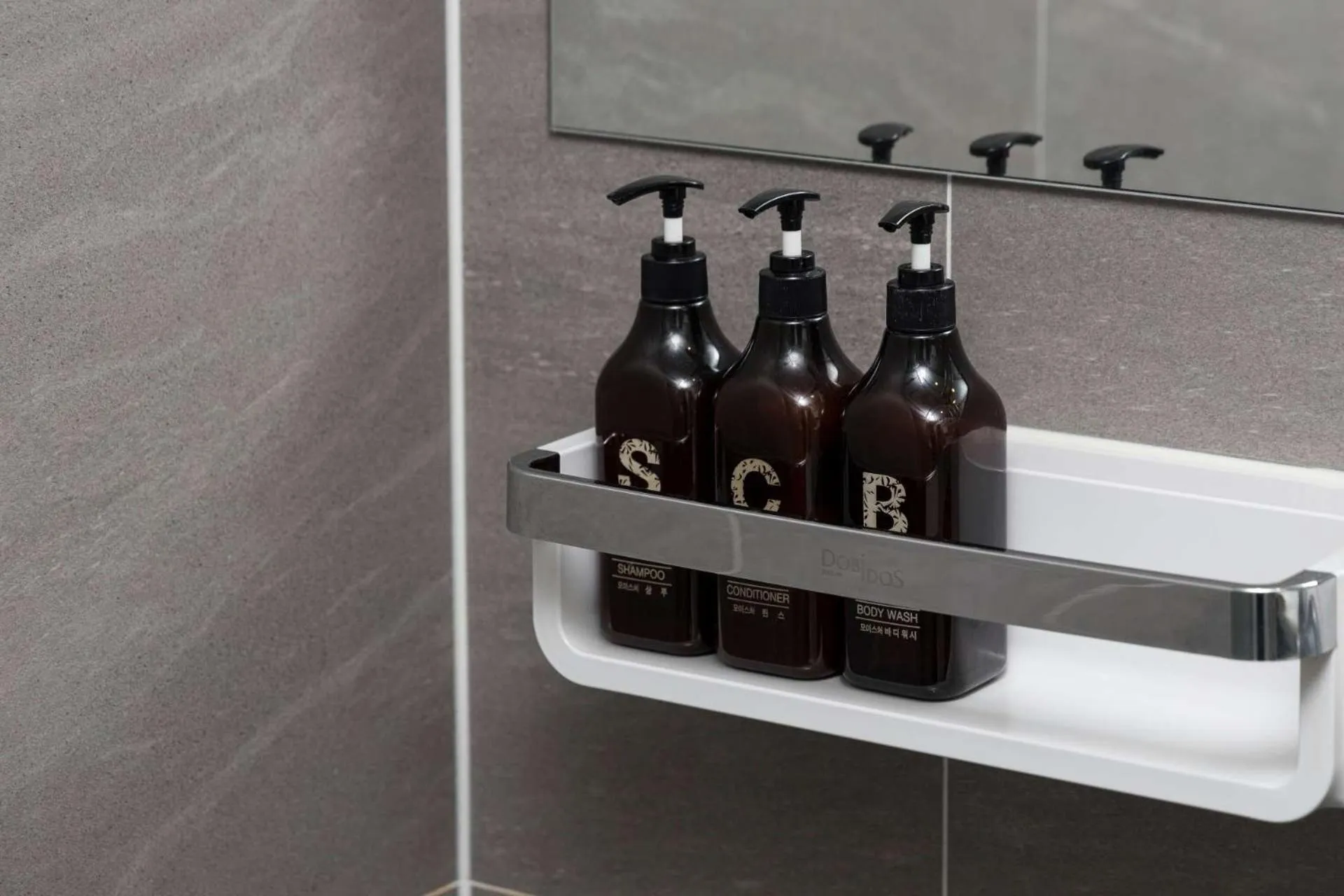 Bathroom in Hotel Wooin