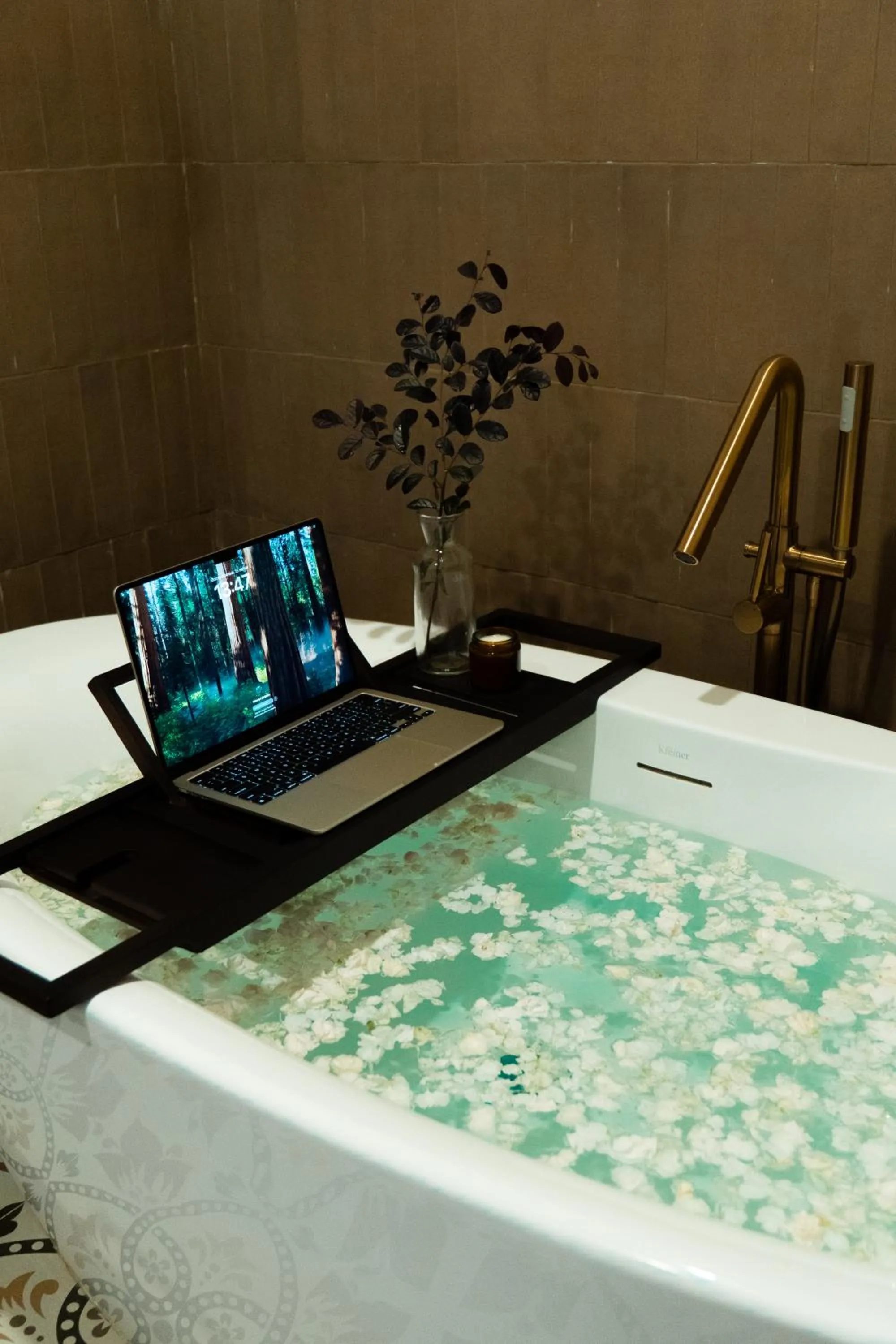 Hot Tub in Sunny Samudra Boutique hotel Uluwatu