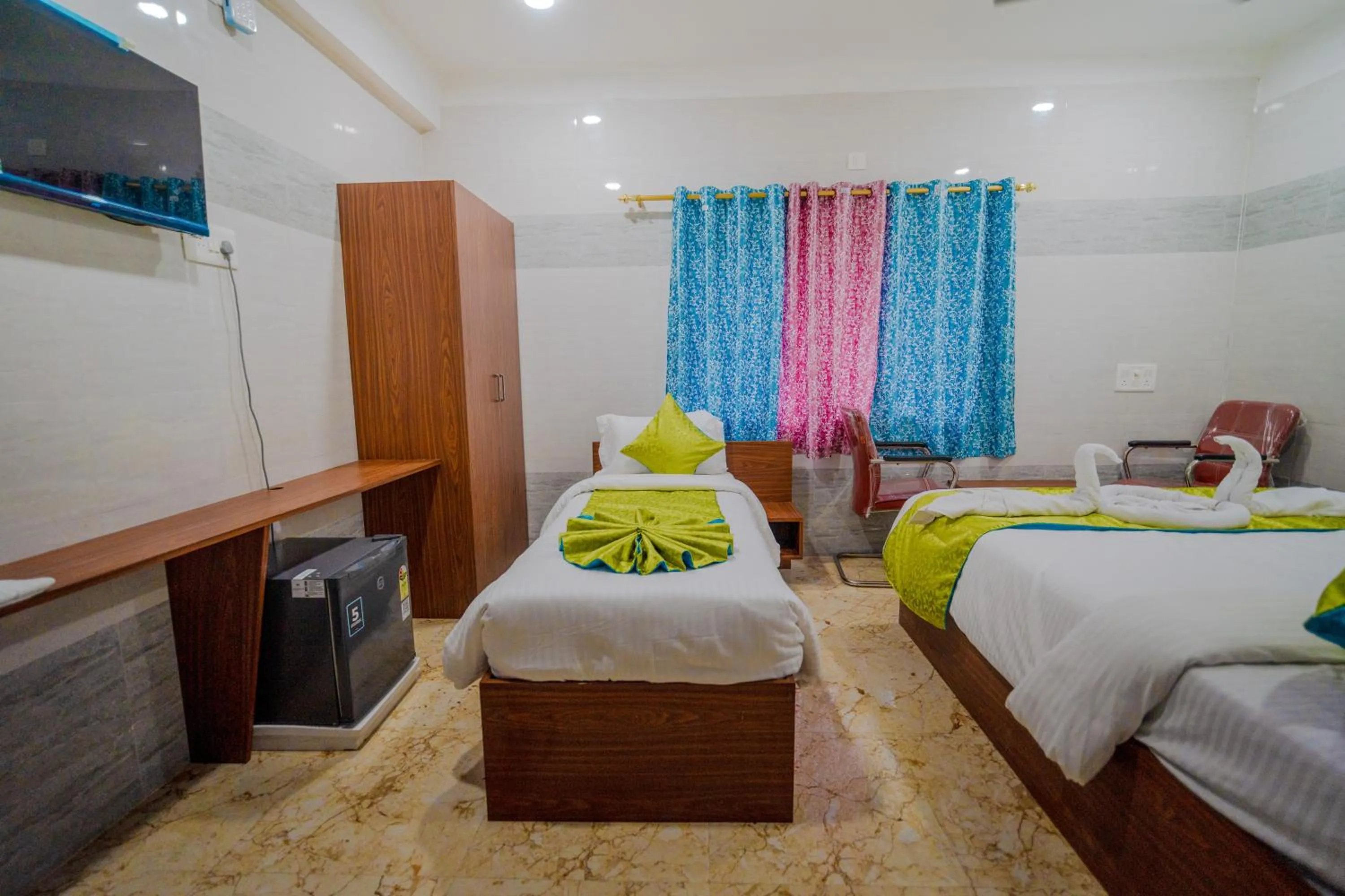 Bedroom, Bed in Hotel Mirka Plaza