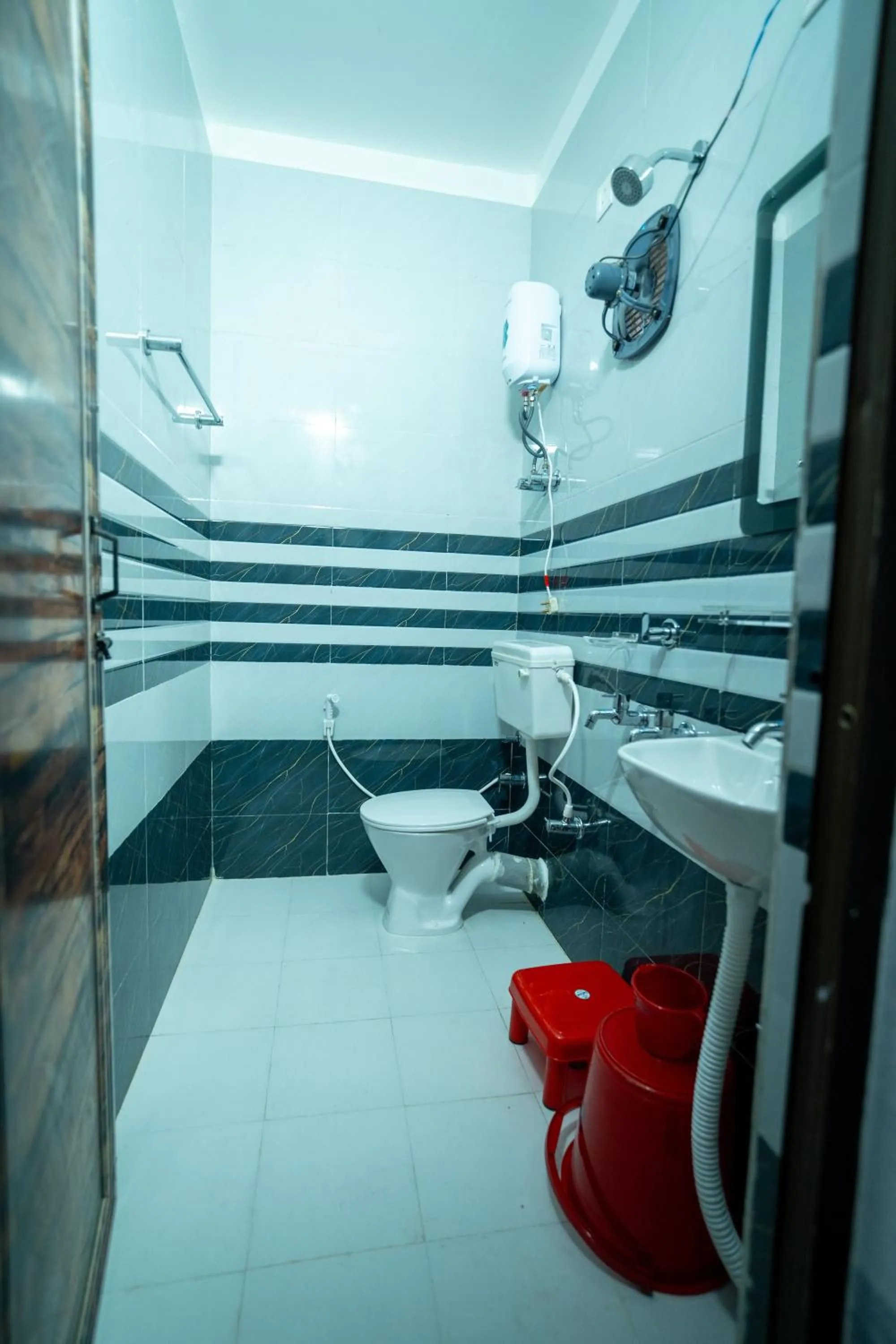 Toilet in Hotel Mirka Plaza