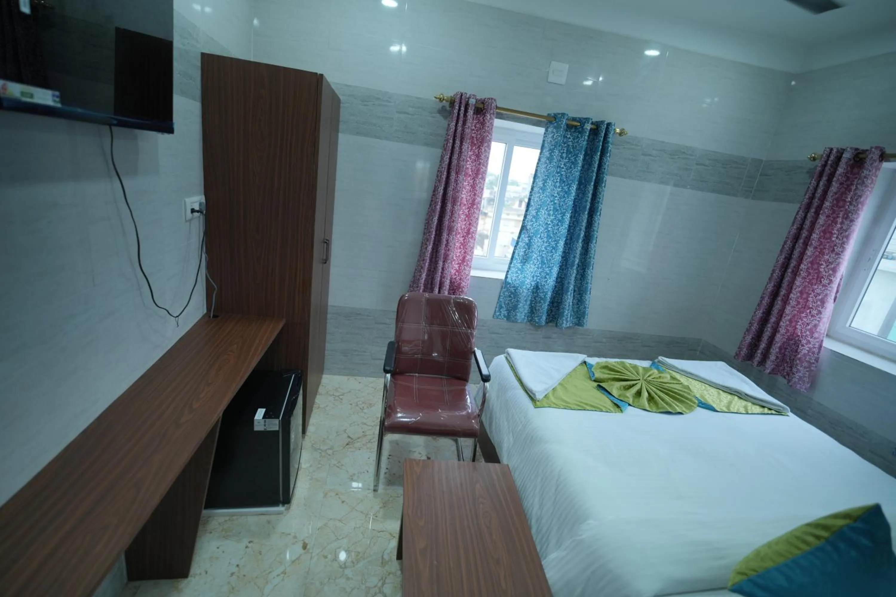 Bedroom, Bed in Hotel Mirka Plaza