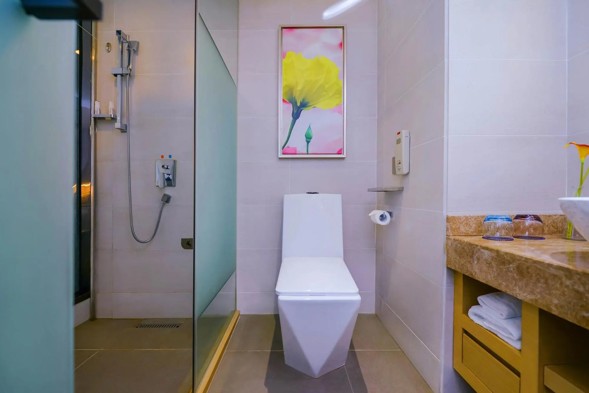 Lavande Hotel Chongqing Guanyin Bridge Pedestrian Street