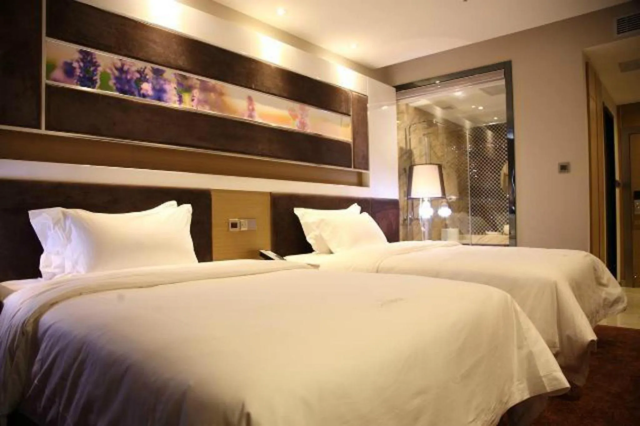 Bed in Lavande Hotel Zhuhai Gongbei Port Square