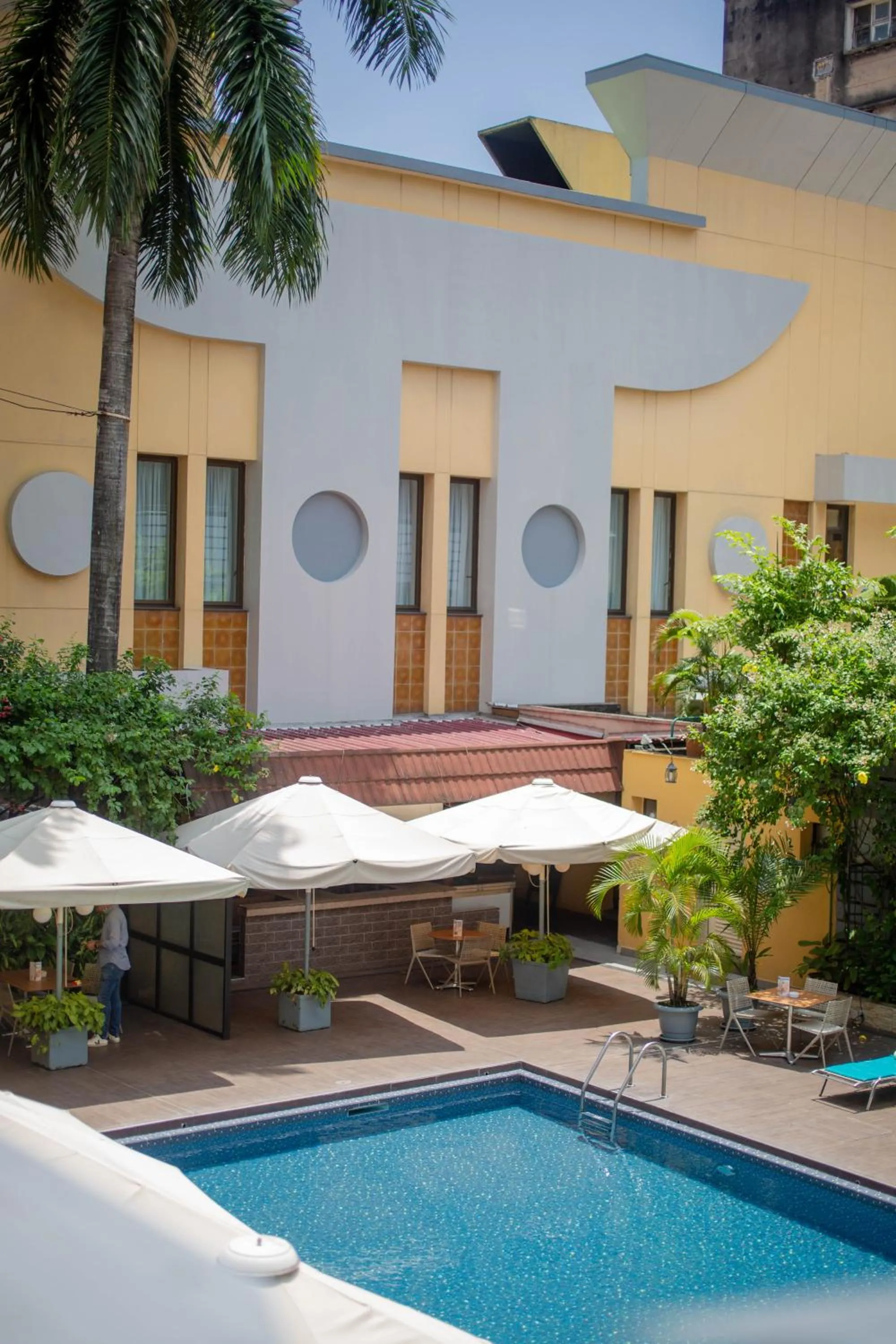 Property building in Hotel Memling