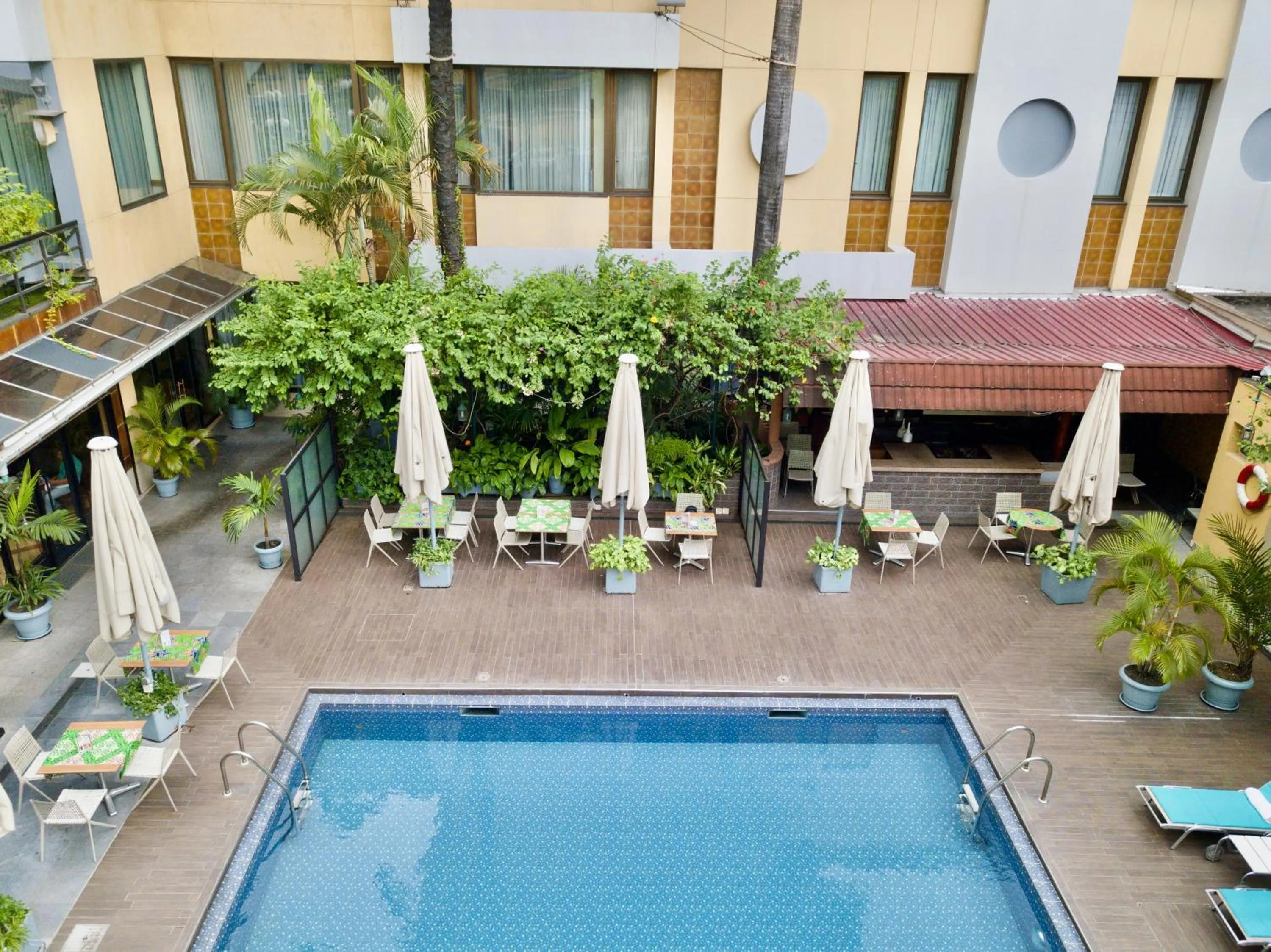 Pool view in Hotel Memling
