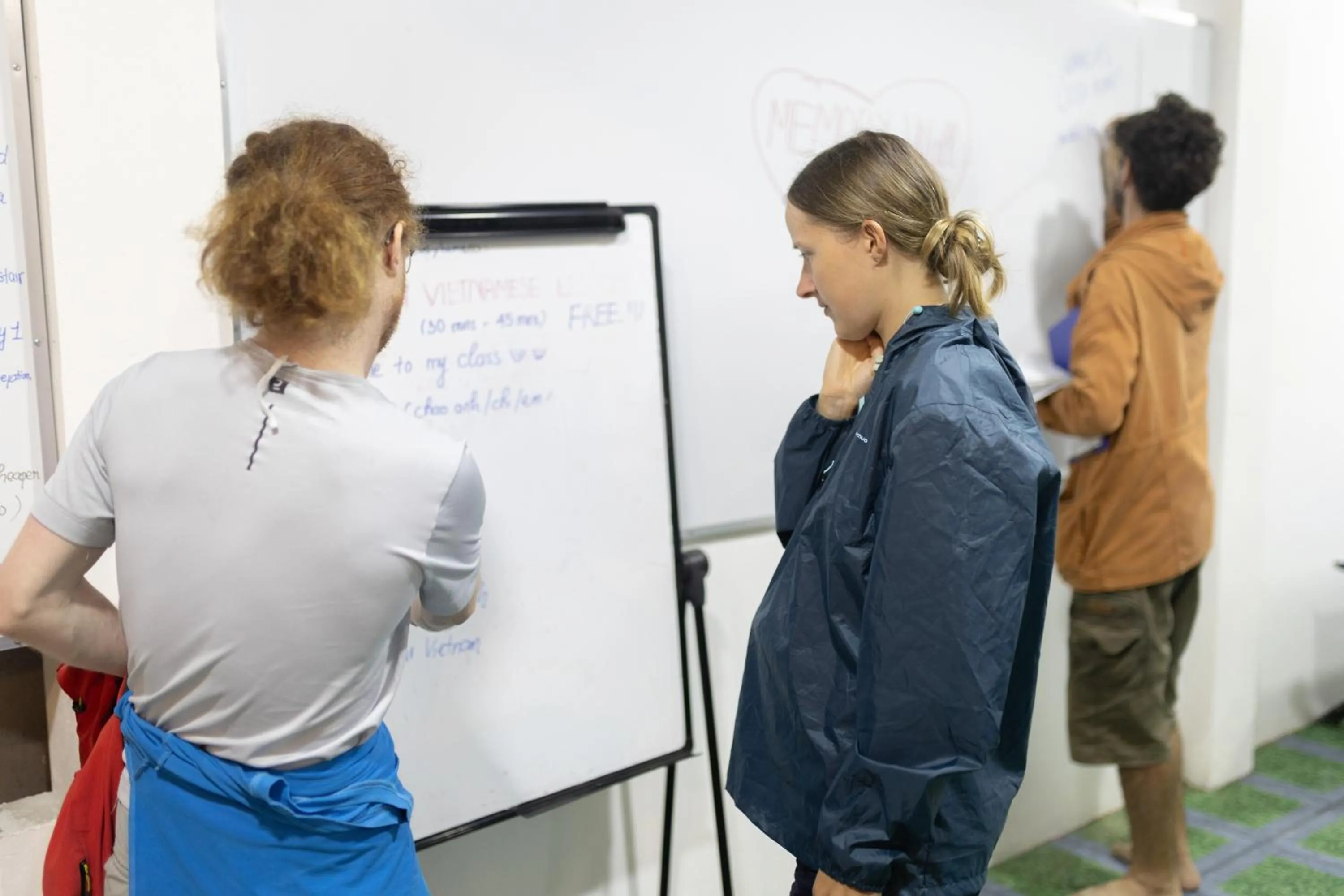 Restaurant/places to eat in Green Riverside Cosy Home