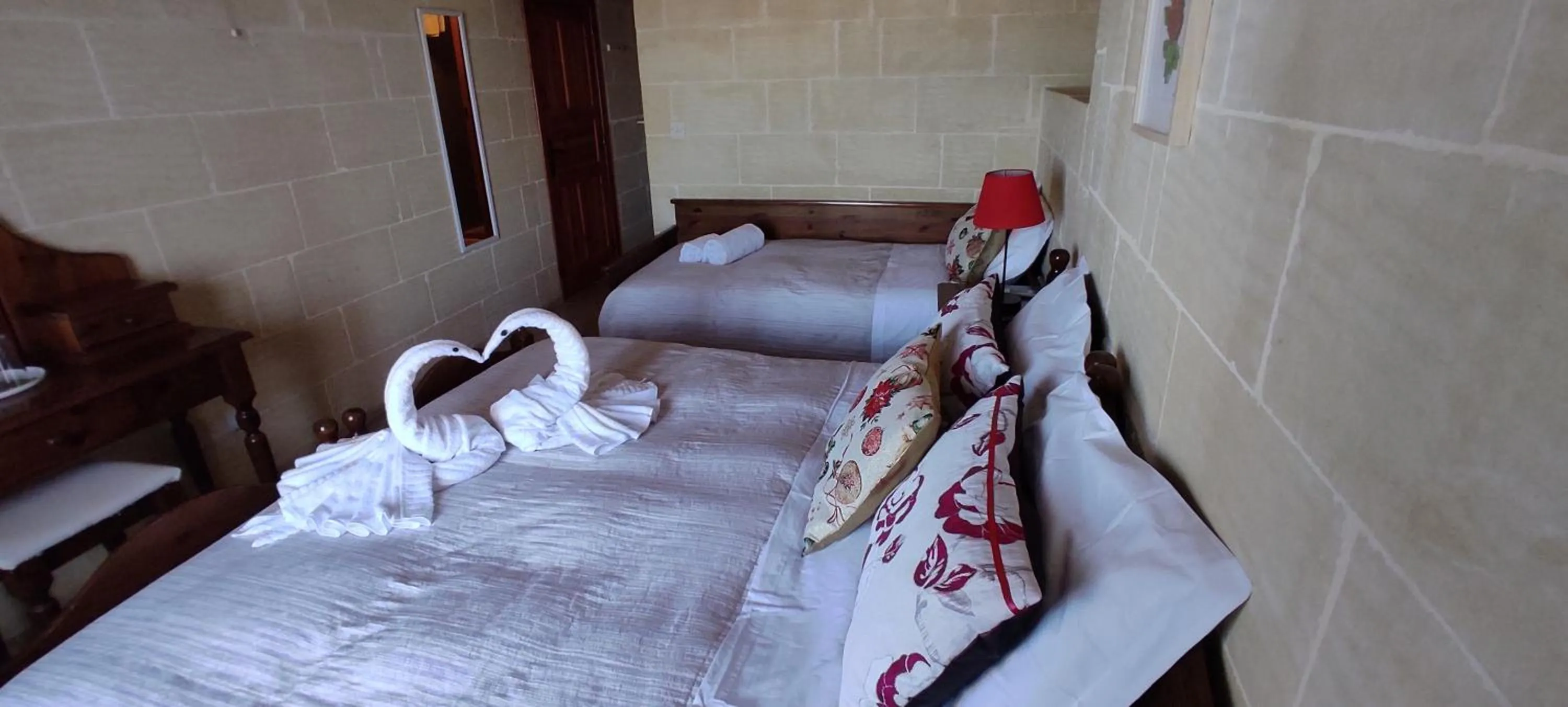 Photo of the whole room in Gizimina B&B by VeroSole