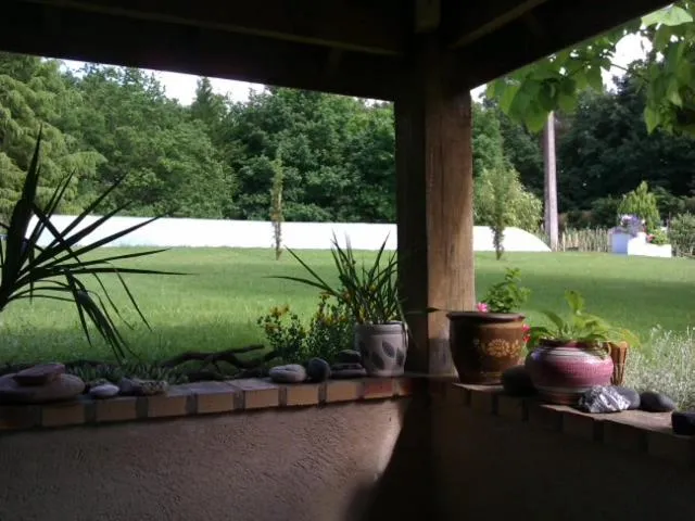 Patio in Chambre D'hôte De La Rotterie