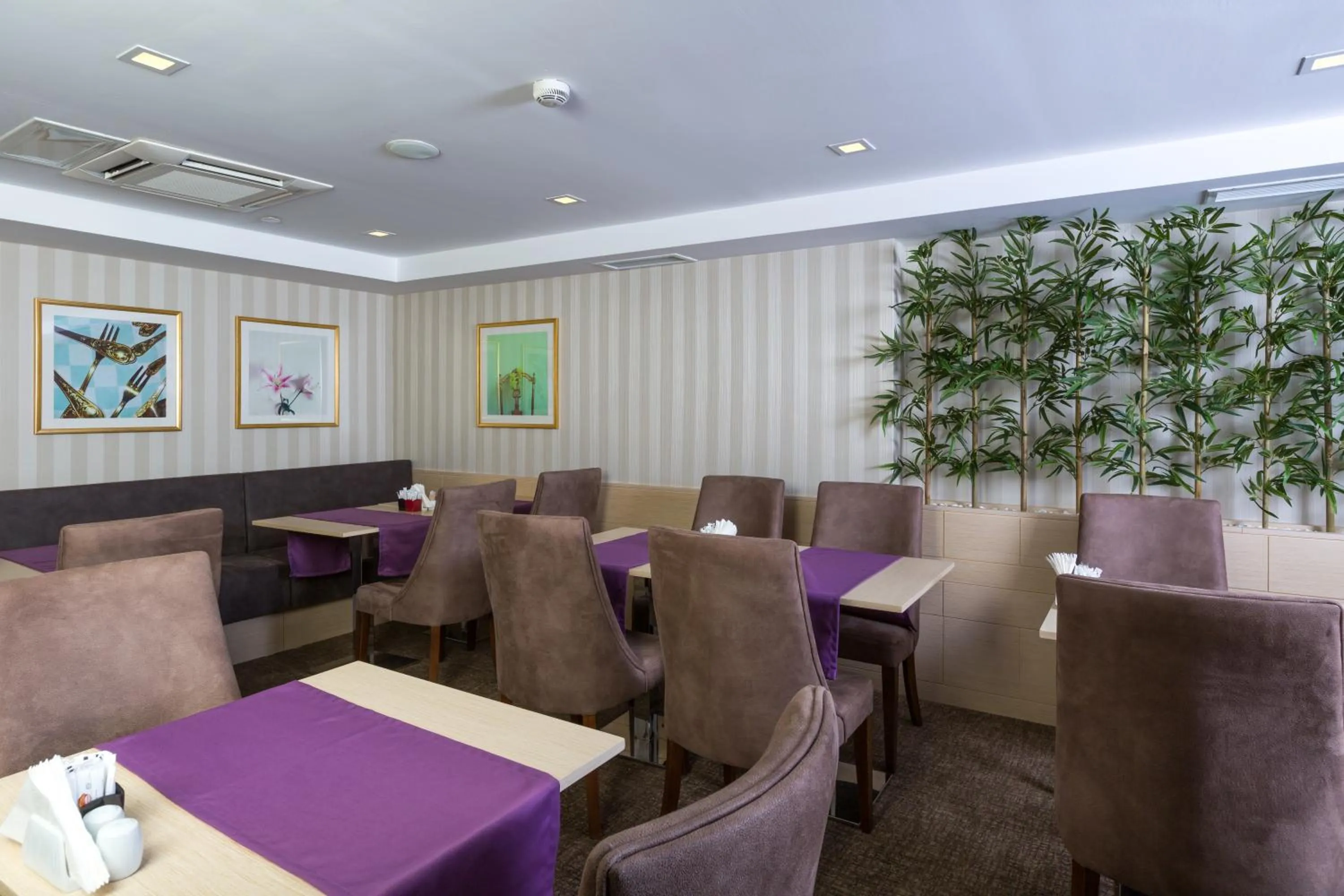 Restaurant/places to eat in Molton Monapart Mecidiyekoy