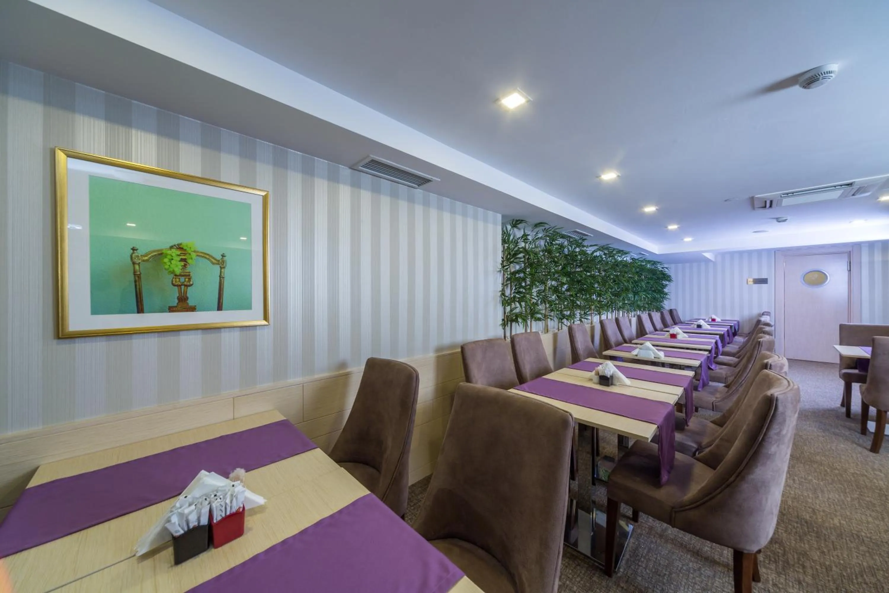 Restaurant/places to eat in Molton Monapart Mecidiyekoy