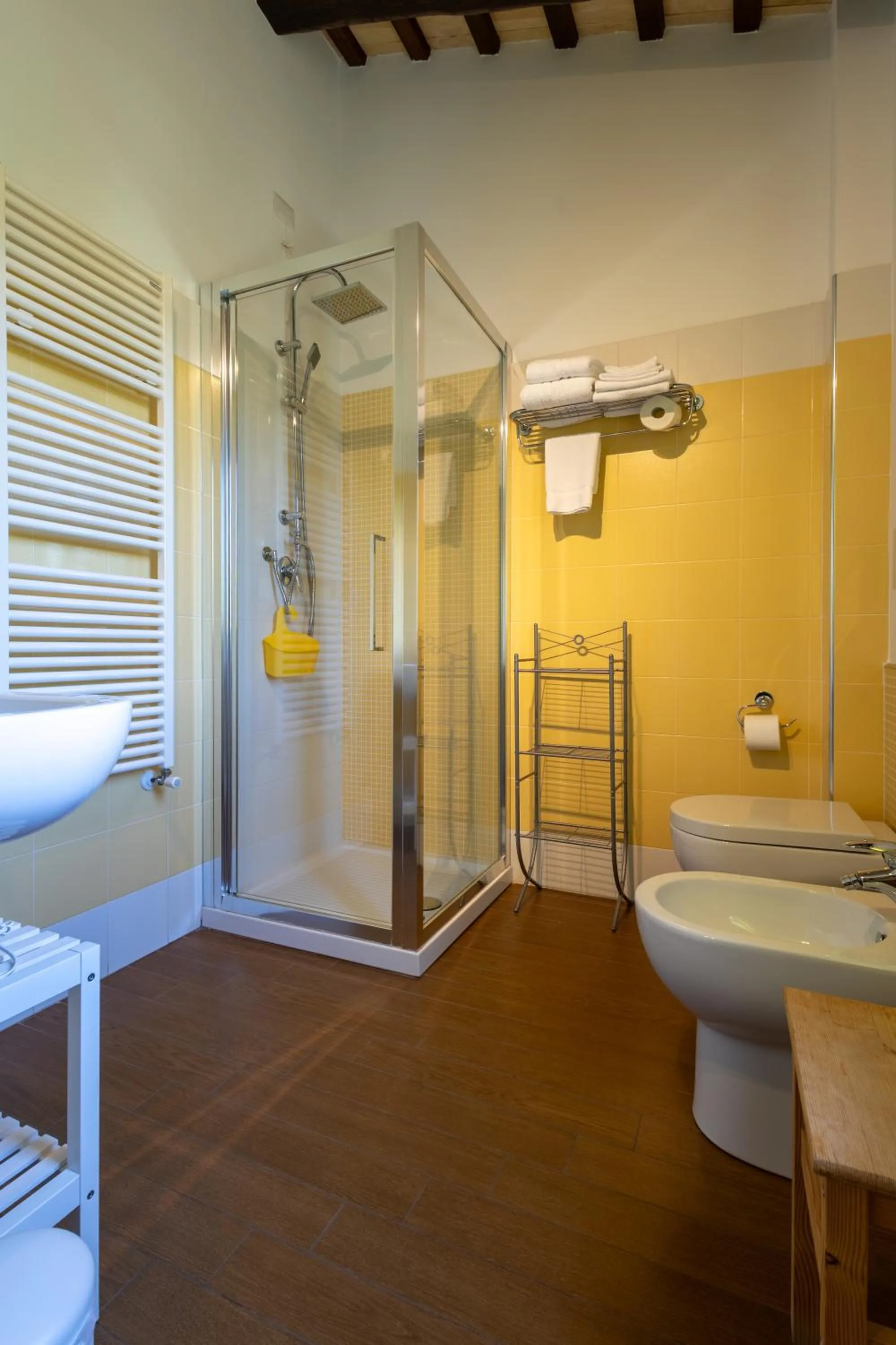 Shower in Relais Piano Valle
