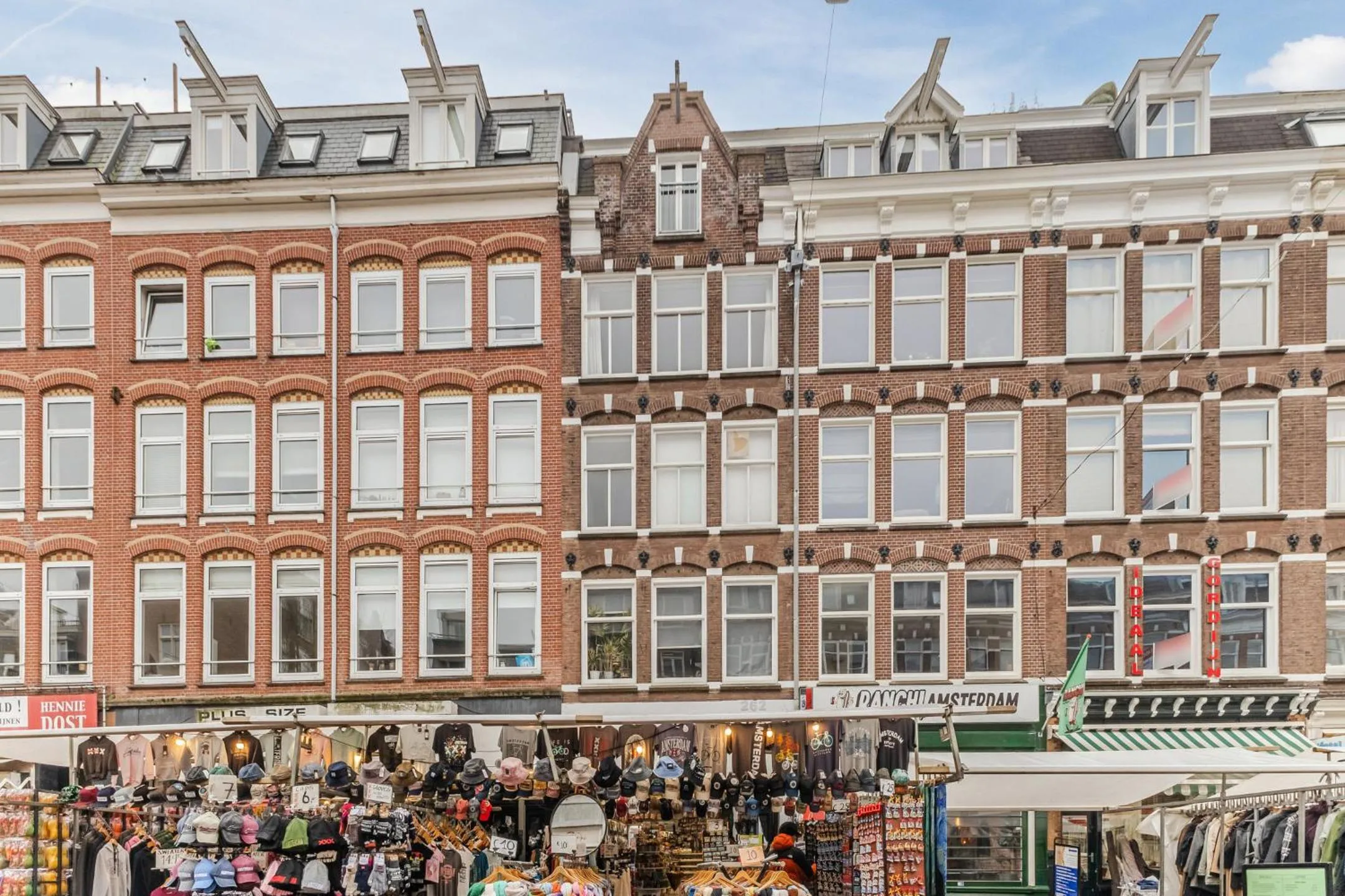 Property building in Albert Cuyp Studio