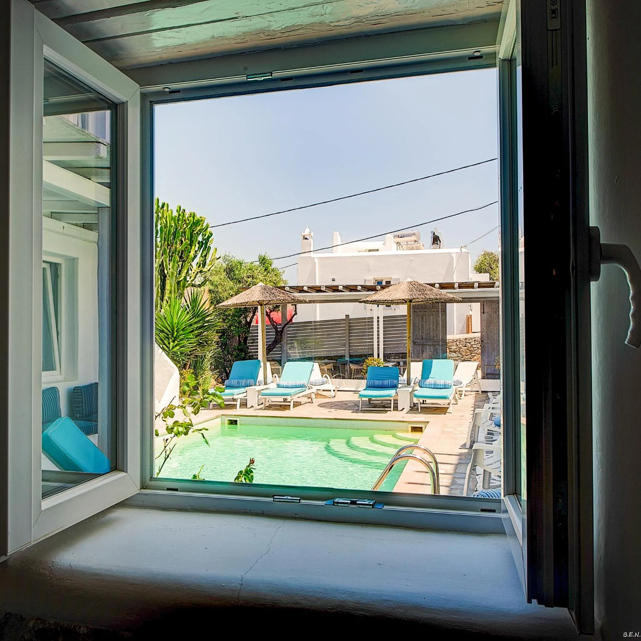 Pool view in Anamar Blu