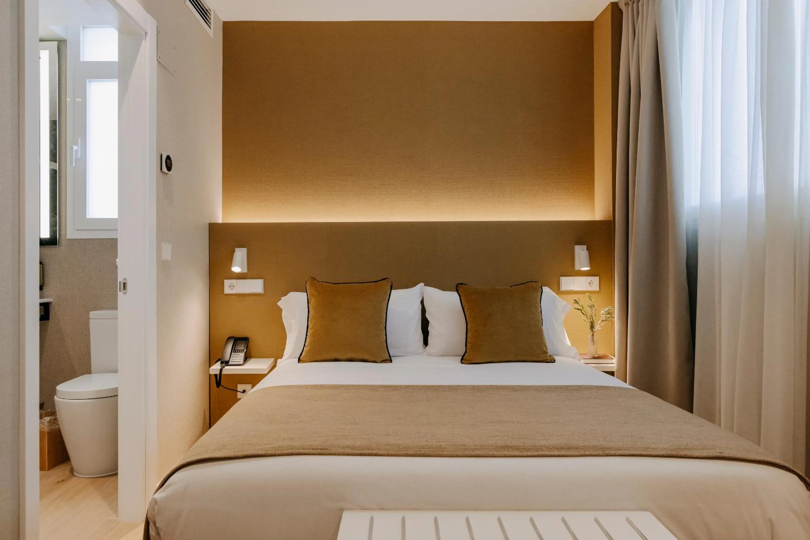 Bed in Hotel Pax Atocha