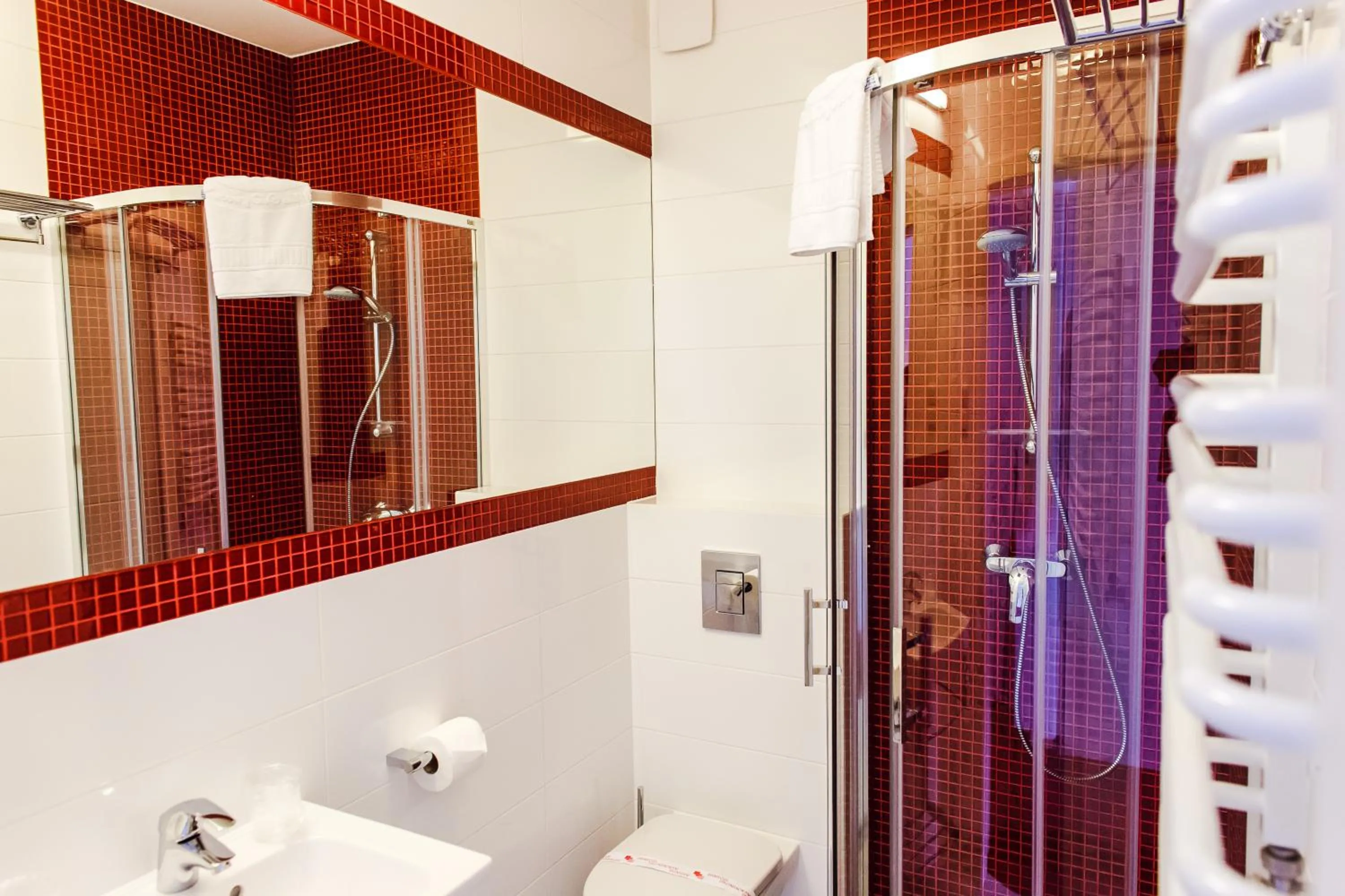 Photo of the whole room in Hotel Willa Odkrywców