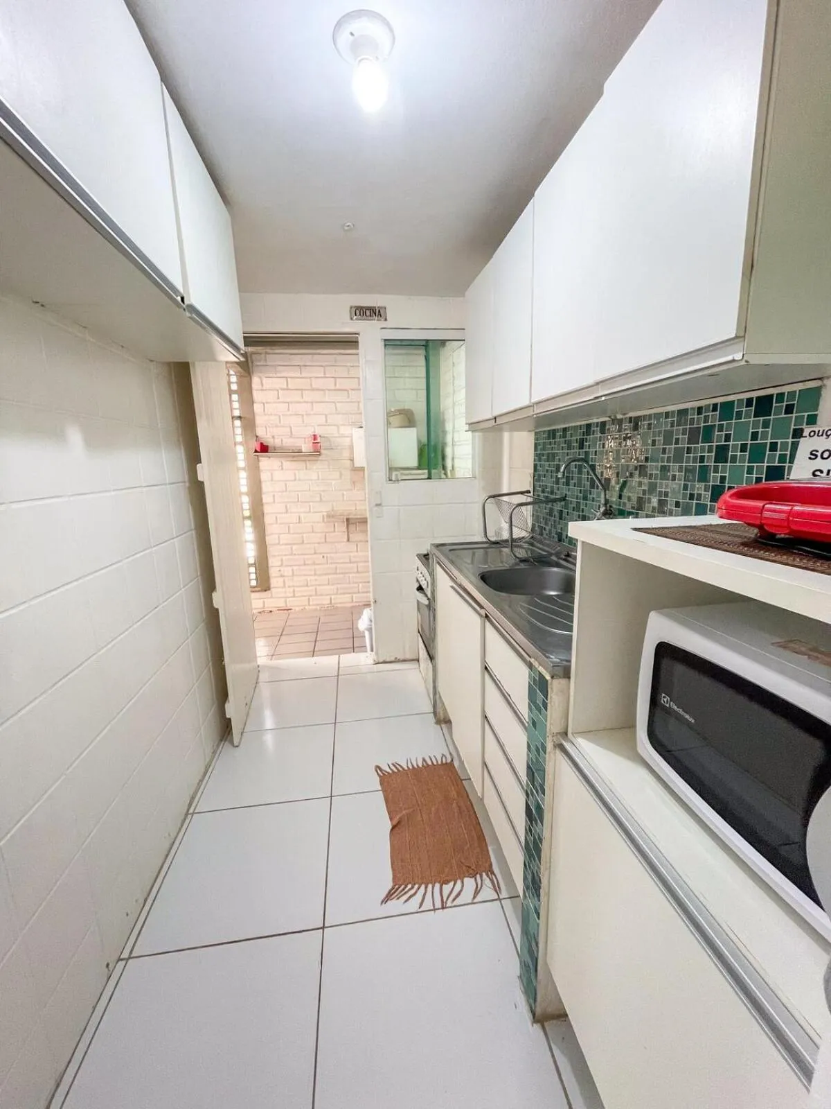 Casa com Piscina a 40 metros do Mar by La Playa