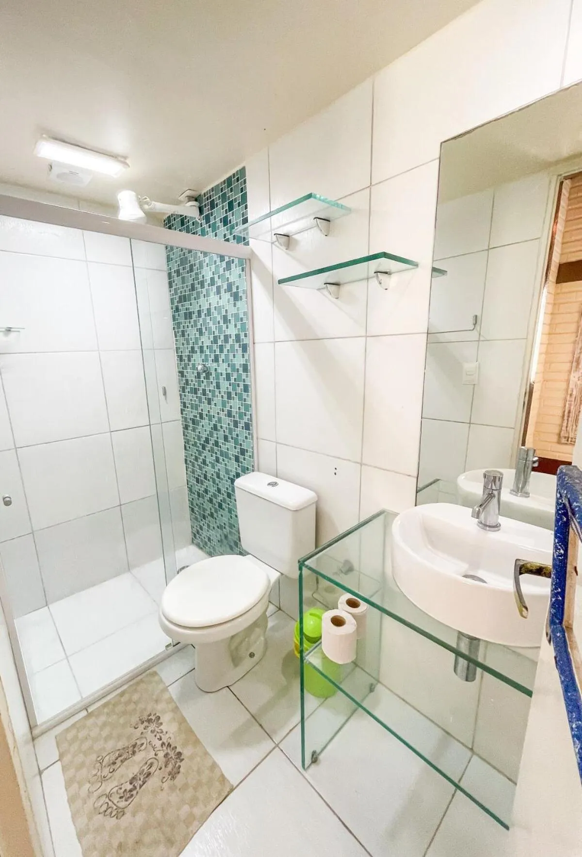 Casa com Piscina a 40 metros do Mar by La Playa