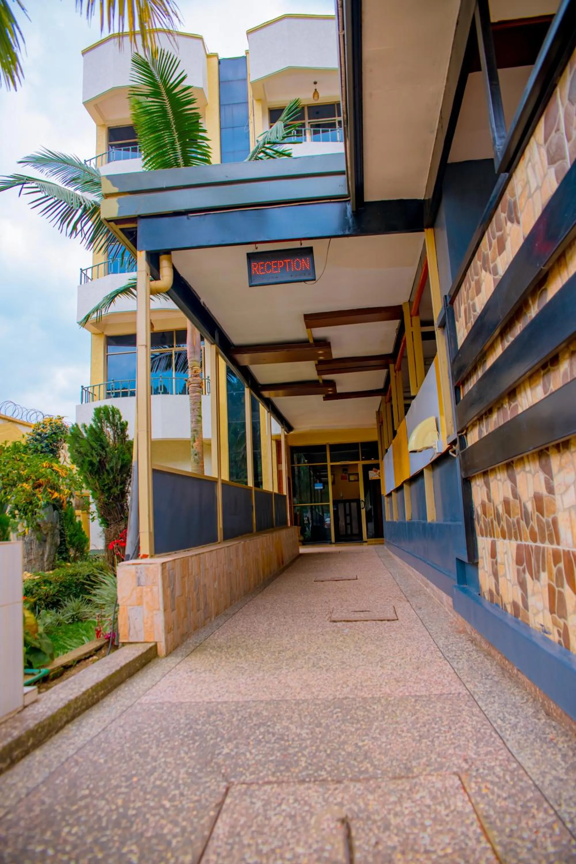 Ineza Hotel Musanze - Snow Hotel