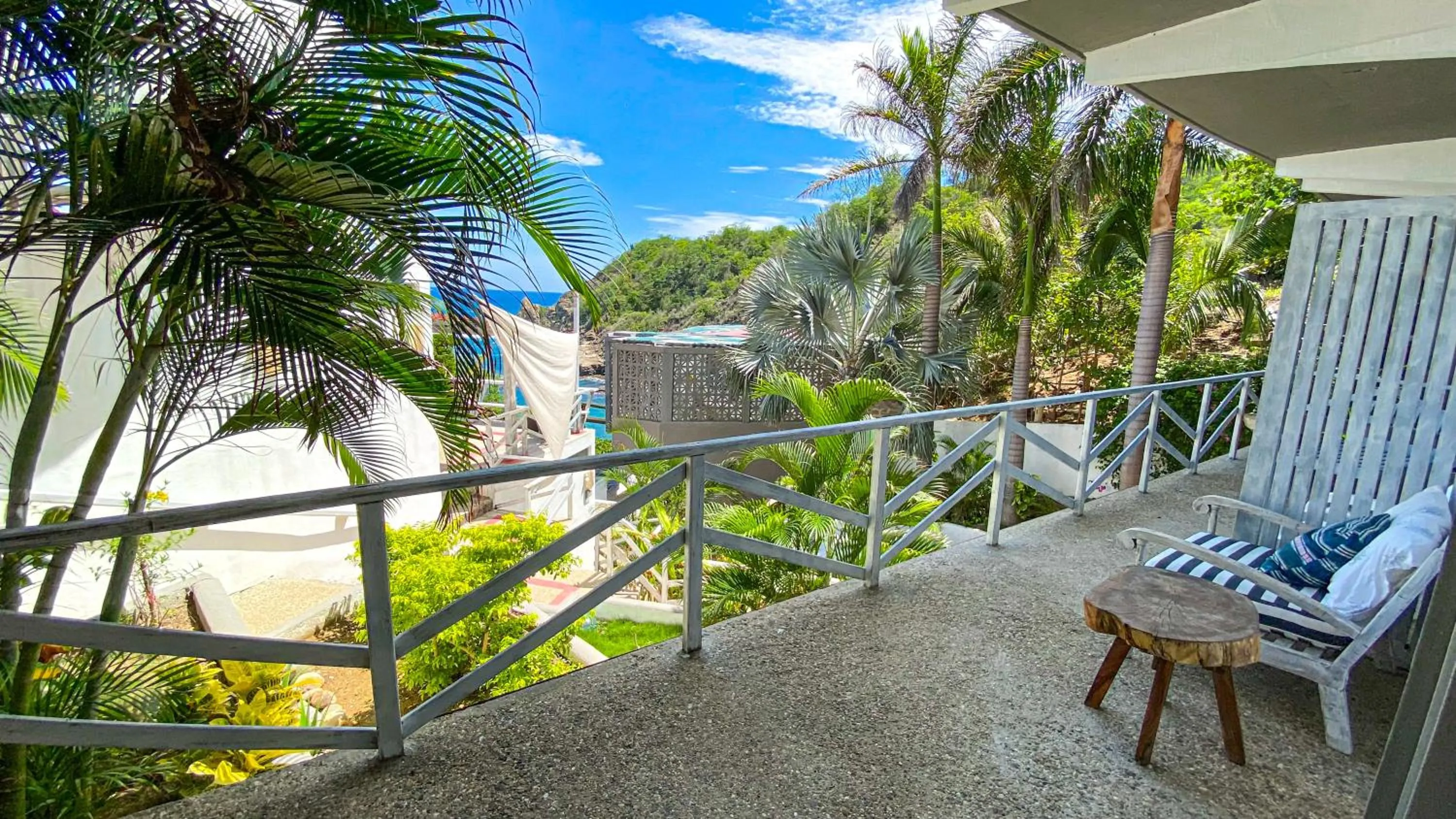 Garden view in Villa Aikia (Adults Suites A/C)