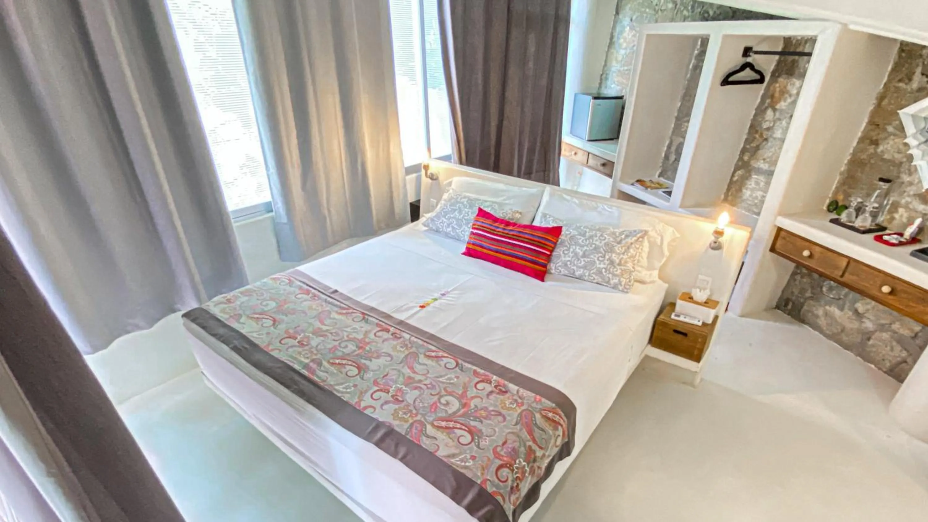 Bed in Villa Aikia (Adults Suites A/C)