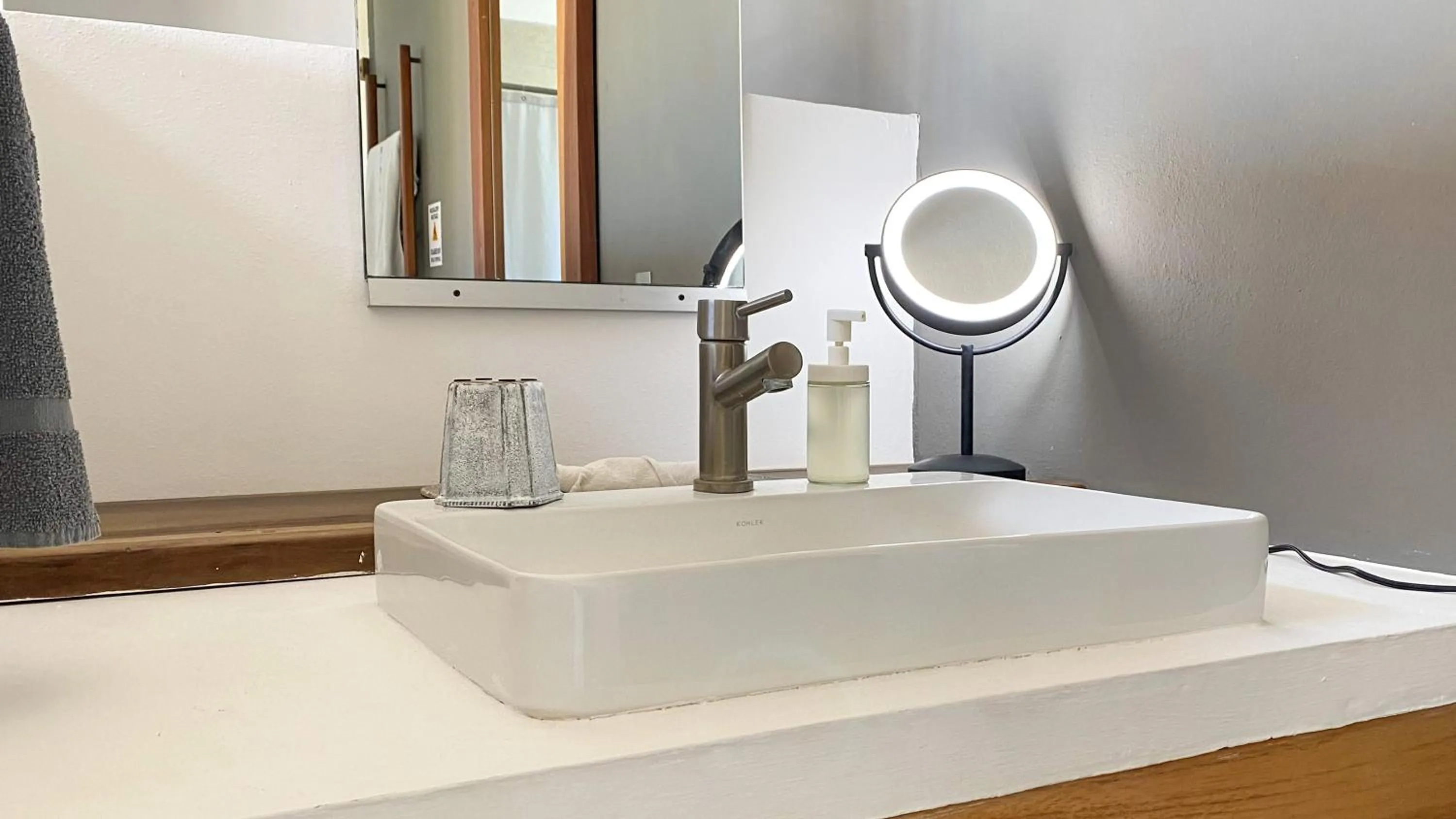 Bathroom in Villa Aikia (Adults Suites A/C)