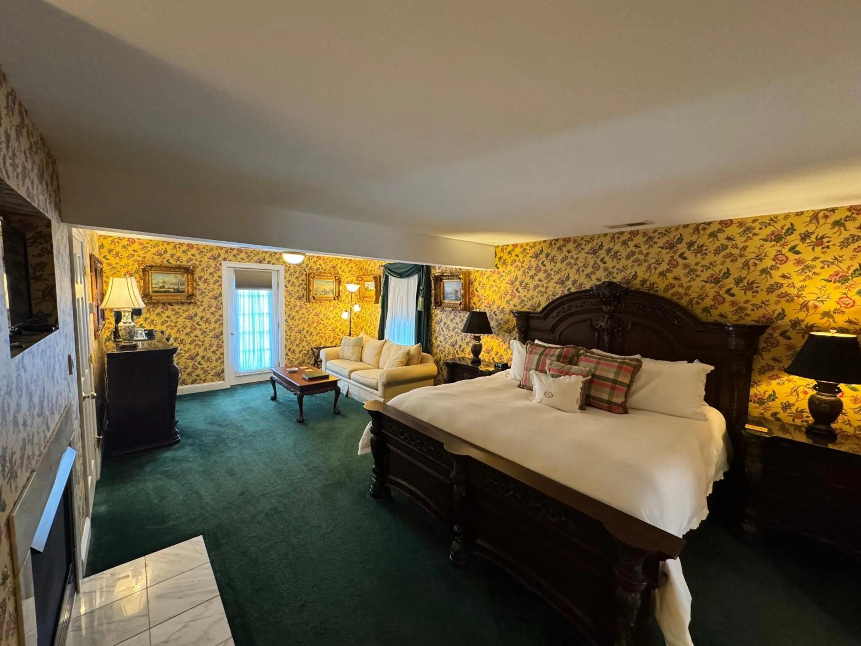 Bedroom in Antrim 1844