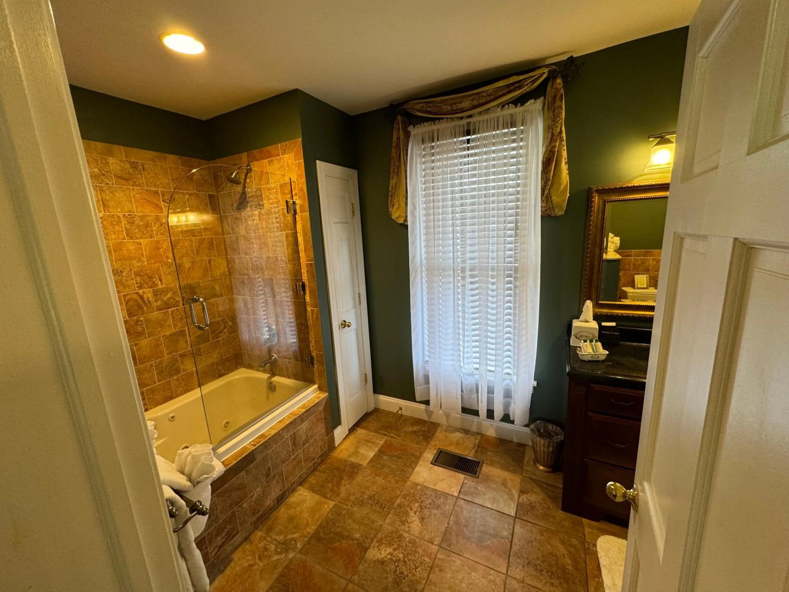 Bathroom in Antrim 1844