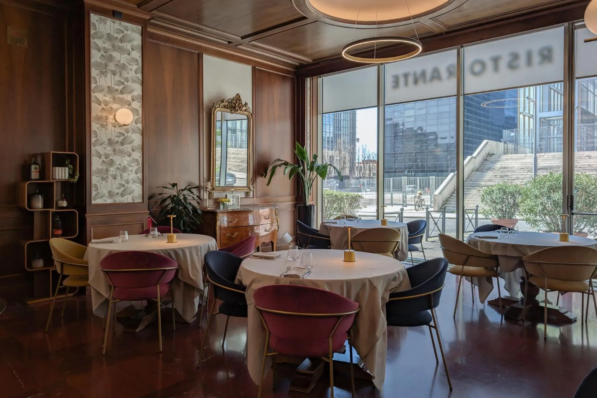 Restaurant/places to eat in Hotel Dei Congressi