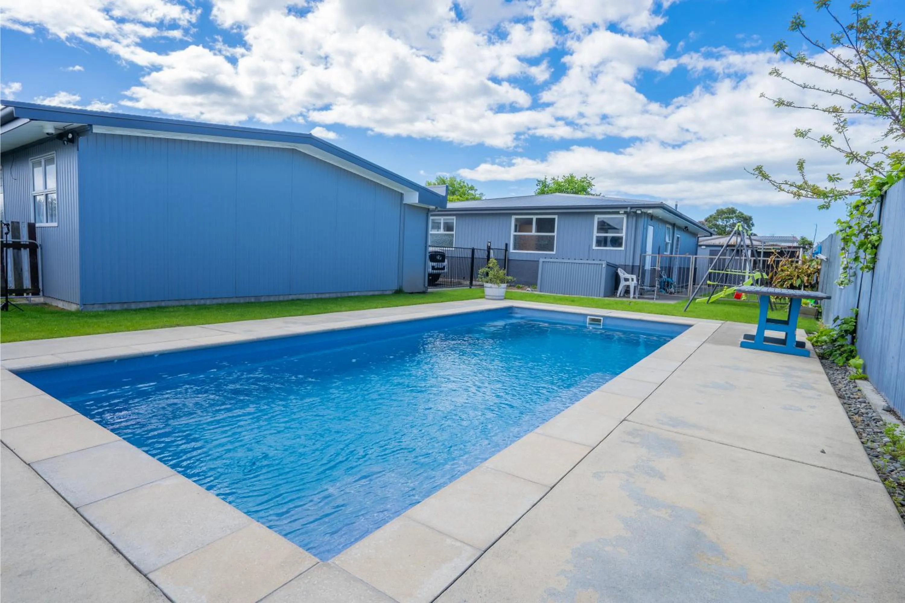  in Frimley Lodge Motel