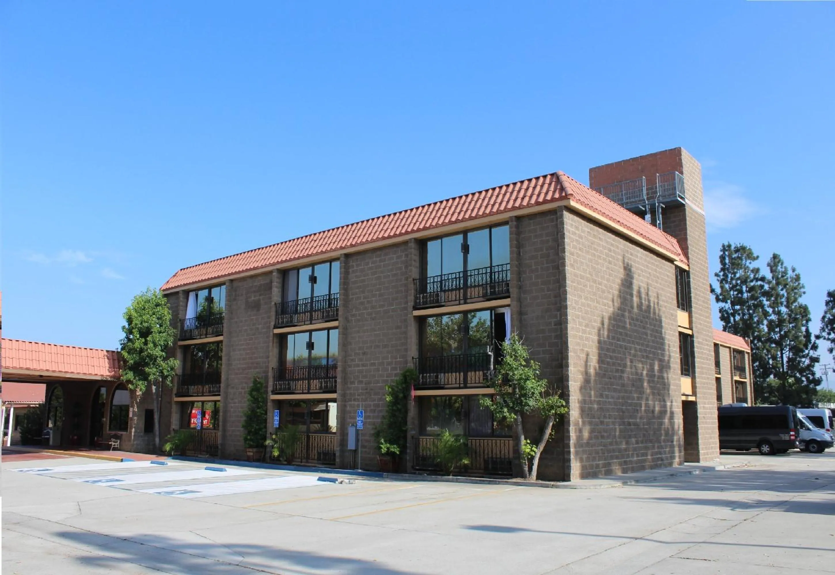 Property building in Alhambra Hotel
