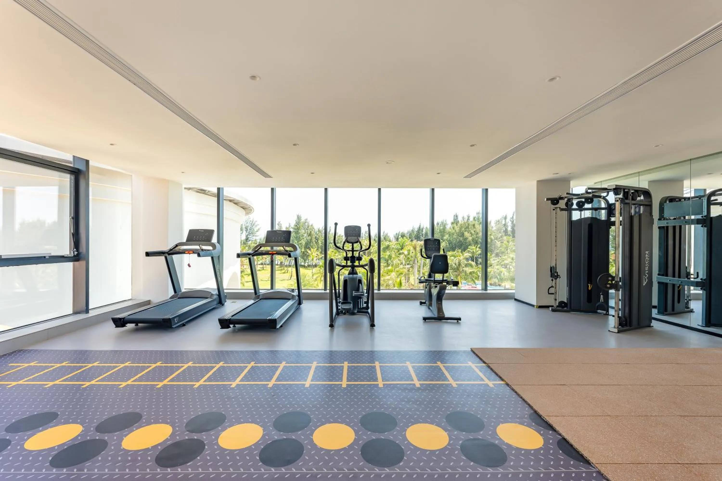 Fitness centre/facilities in Holiday Inn Hainan Xiangshui Bay by IHG