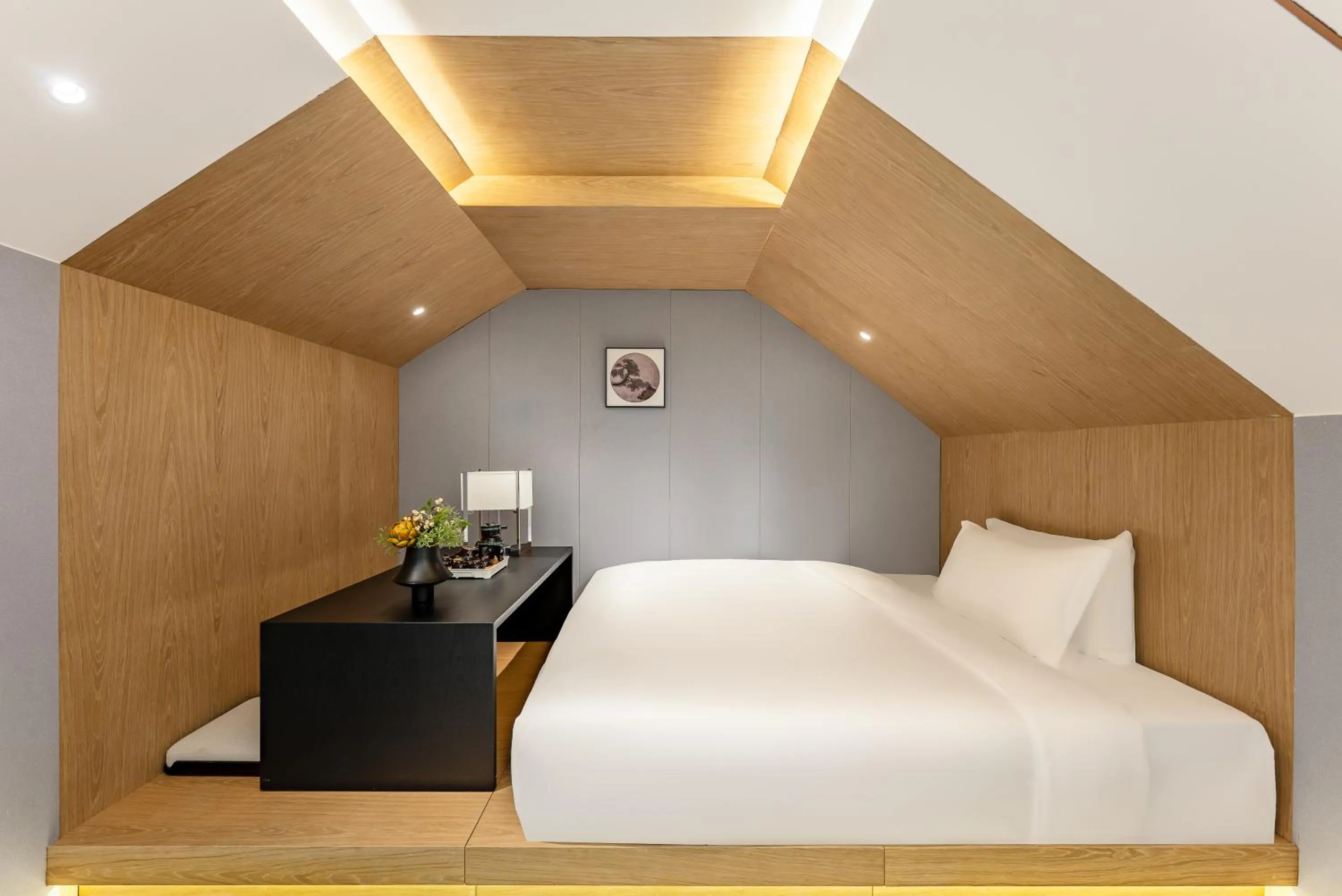 Bed in Holiday Inn Hainan Xiangshui Bay by IHG