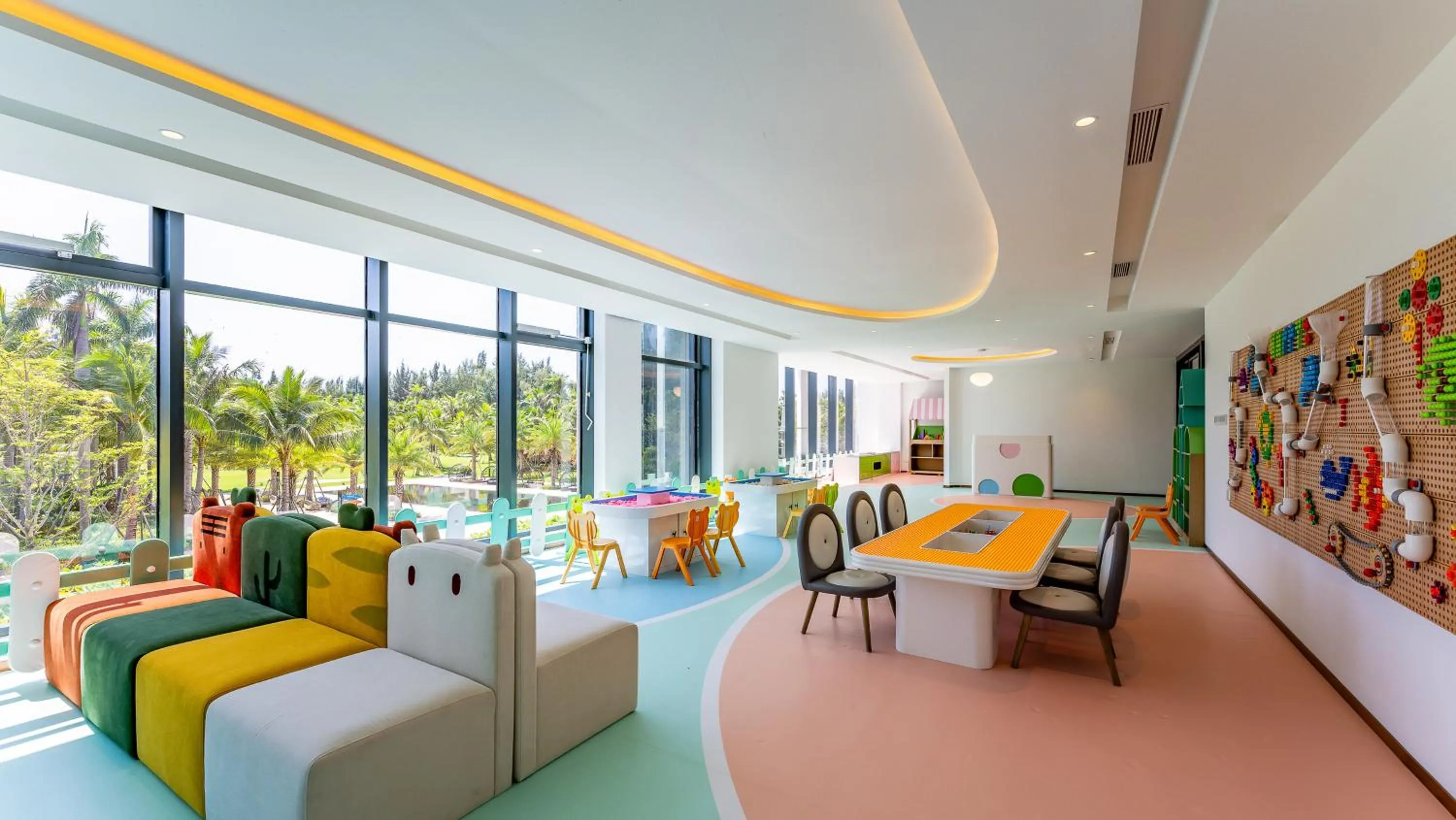 Fitness centre/facilities in Holiday Inn Hainan Xiangshui Bay by IHG