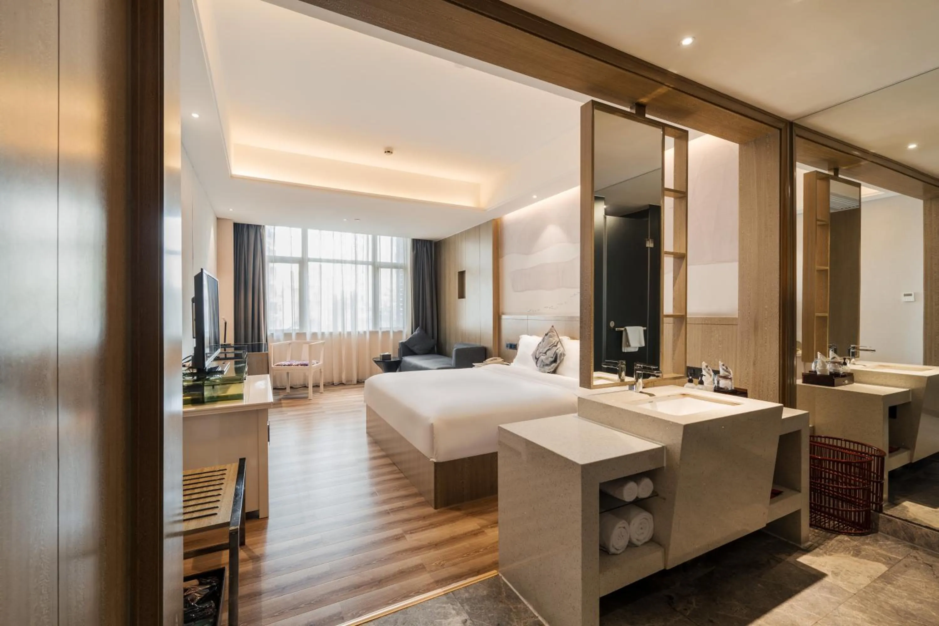Photo of the whole room, Bed in Paco Hotel Shuiyin Road Guangzhou