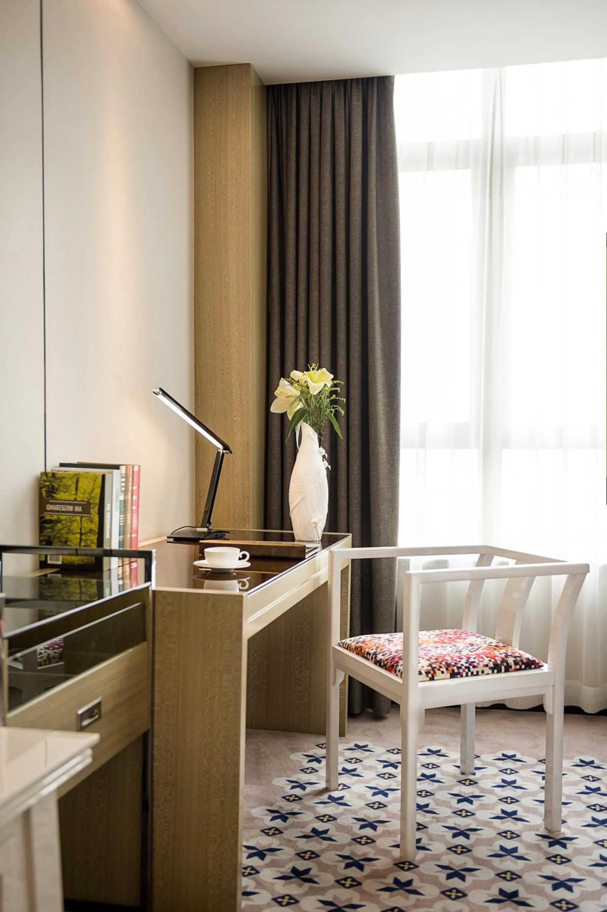 Seating area in Paco Hotel Shuiyin Road Guangzhou