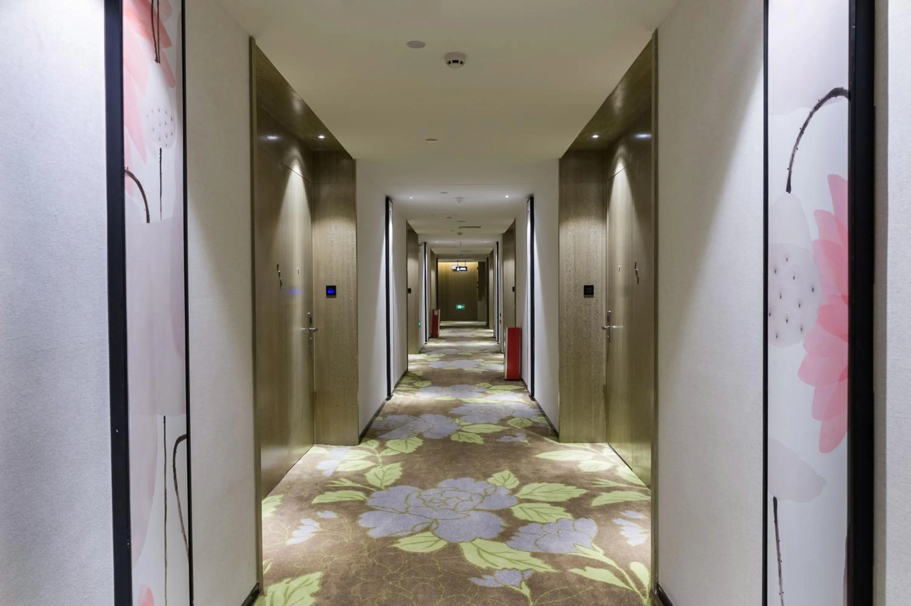 Decorative detail in Paco Hotel Shuiyin Road Guangzhou