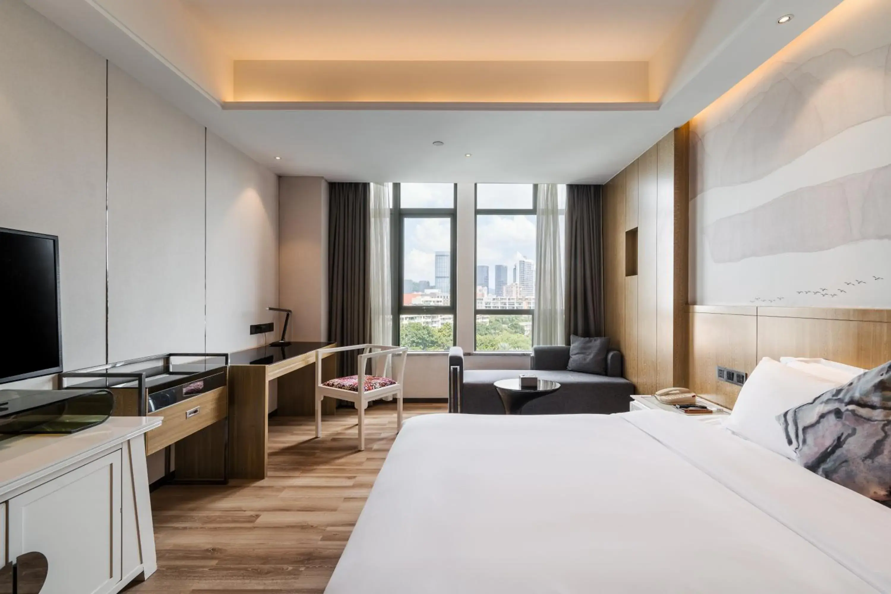 Deluxe King Room in Paco Hotel Shuiyin Road Guangzhou-Free bus Canton Fair Deluxe King Room in Paco Hotel Shuiyin Road Guangzhou-Free bus Canton Fair