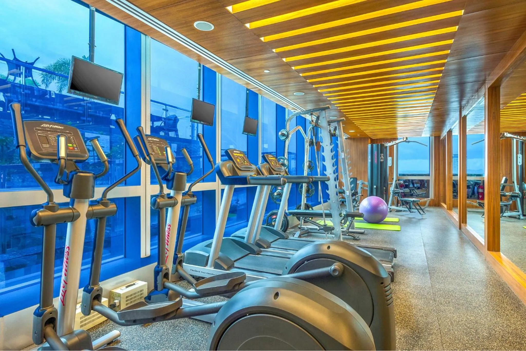 Fitness centre/facilities in Richmonde Hotel Iloilo