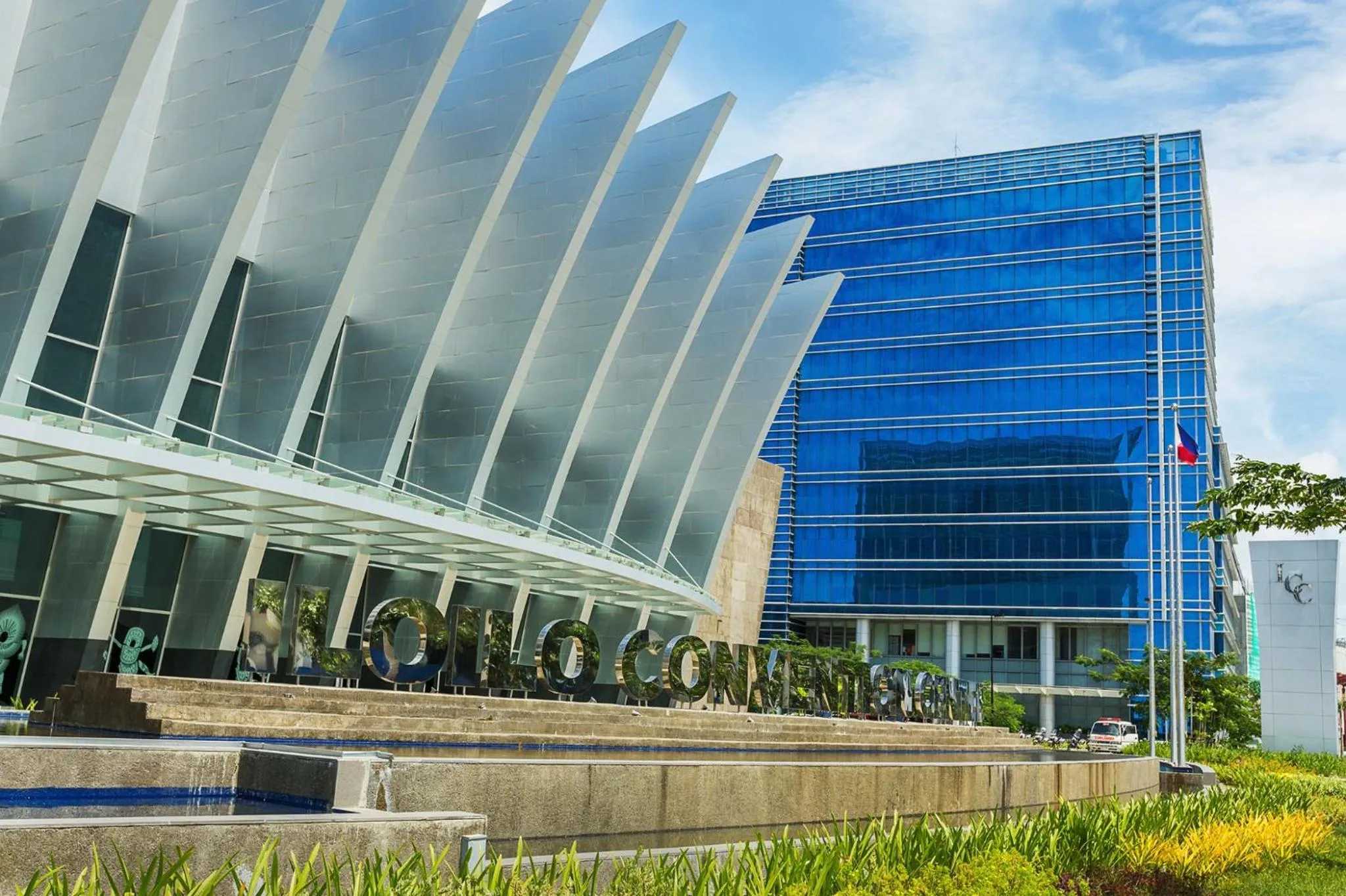 Property building in Richmonde Hotel Iloilo