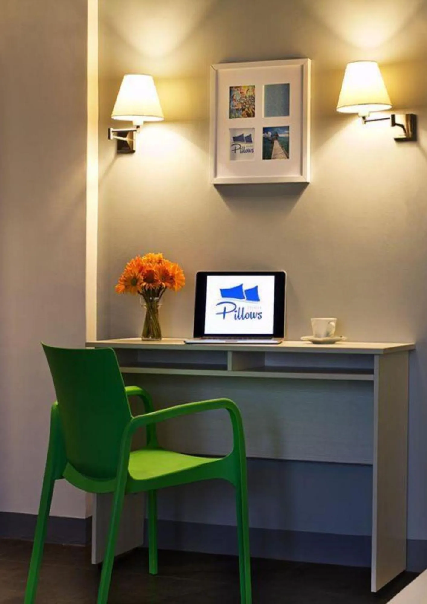 Seating area in Pillows Hotel Cebu