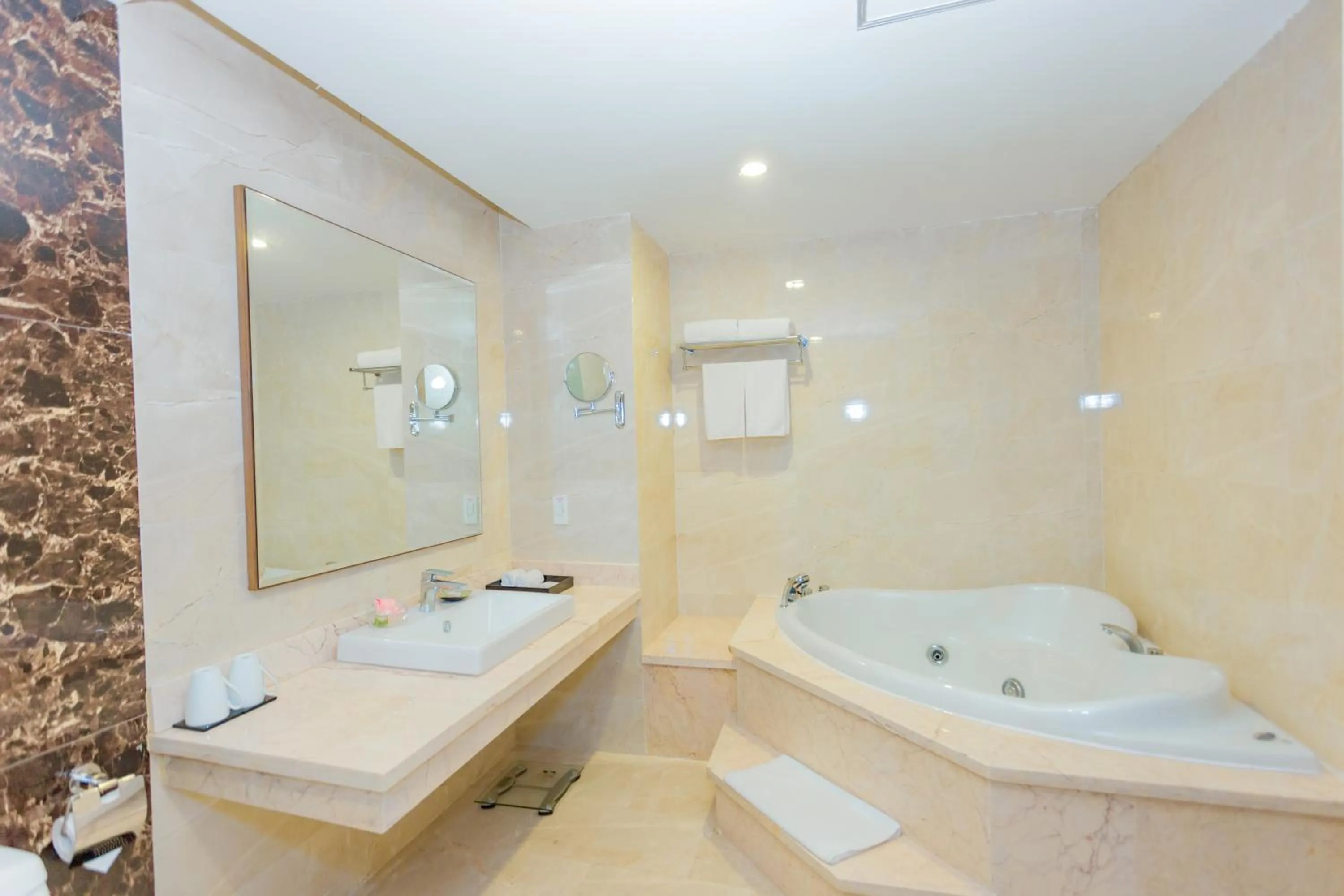 Bathroom in Muong Thanh Grand Quang Nam