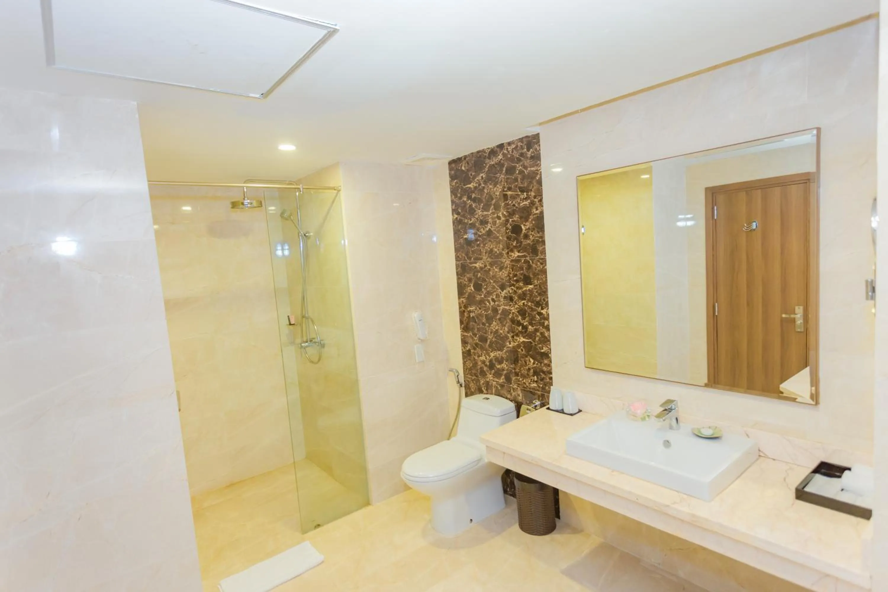 Bathroom in Muong Thanh Grand Quang Nam