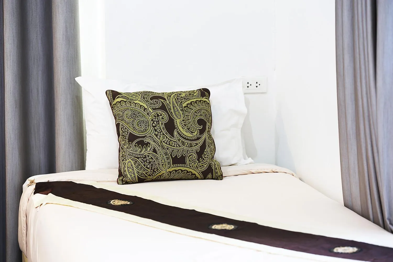 Bedroom, Bed in V Place Residence