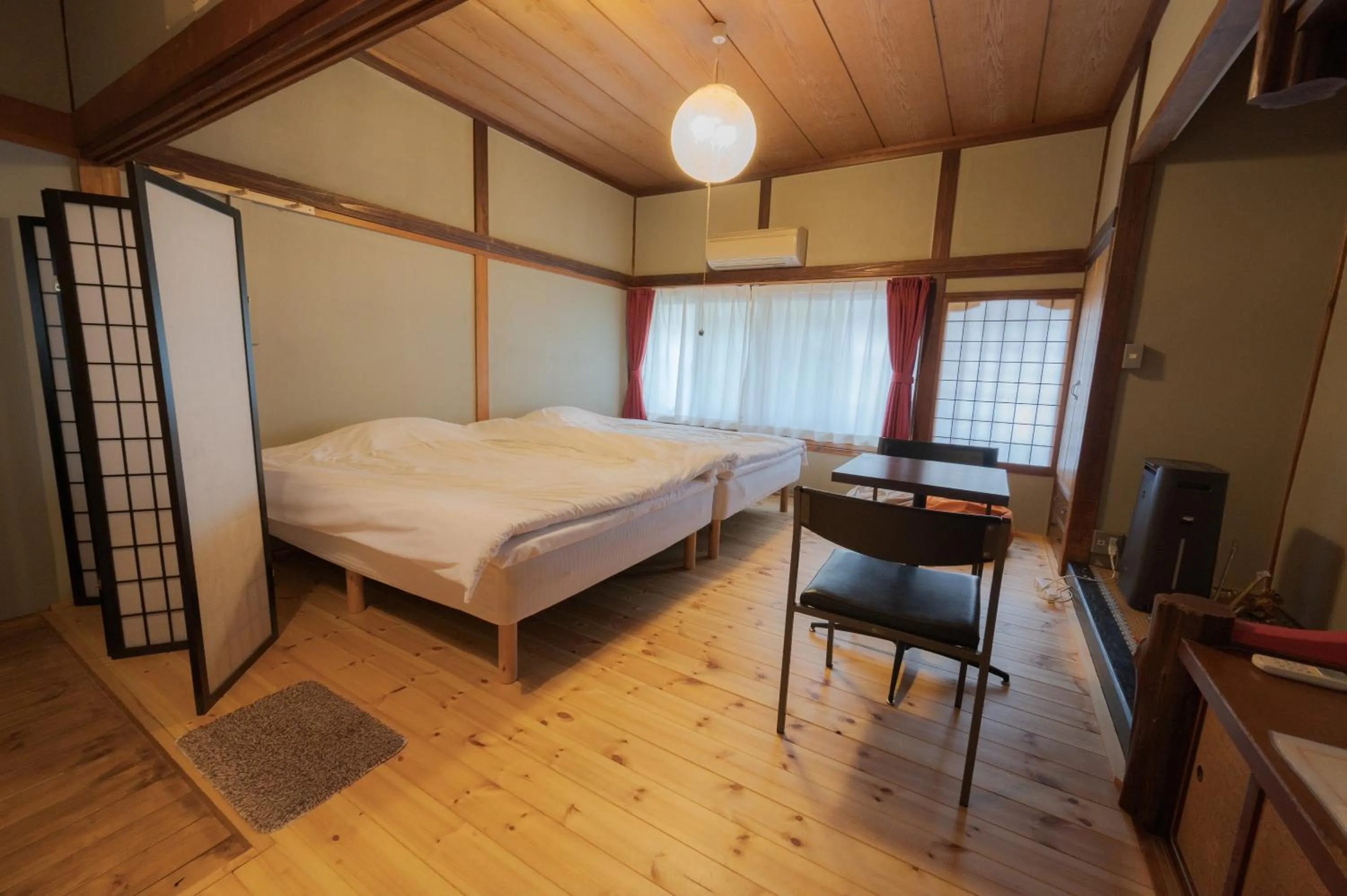 Photo of the whole room, Bed in Shibu Onsen Koishiya Ryokan
