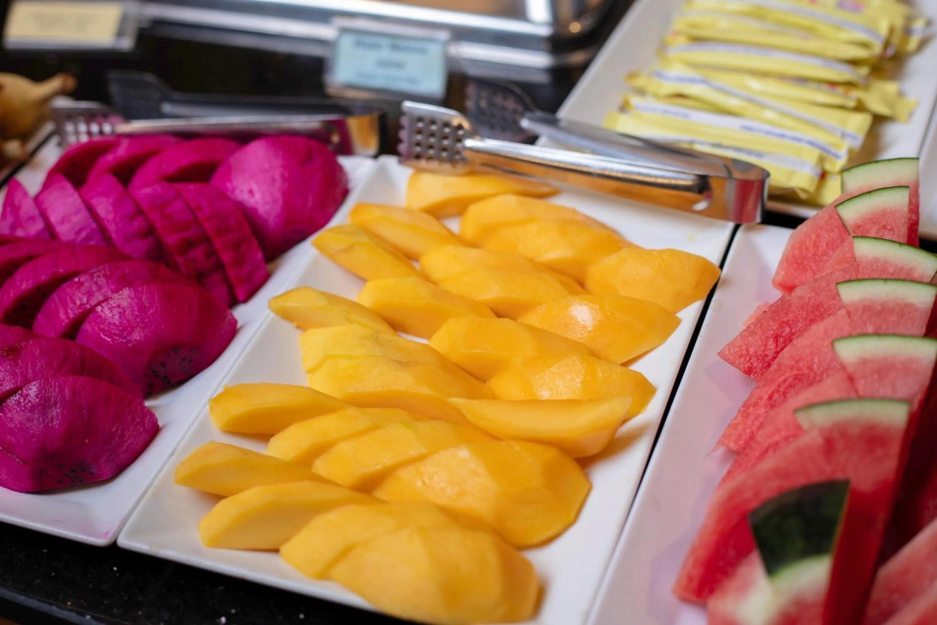 Buffet breakfast in Skyview Hotel Halong