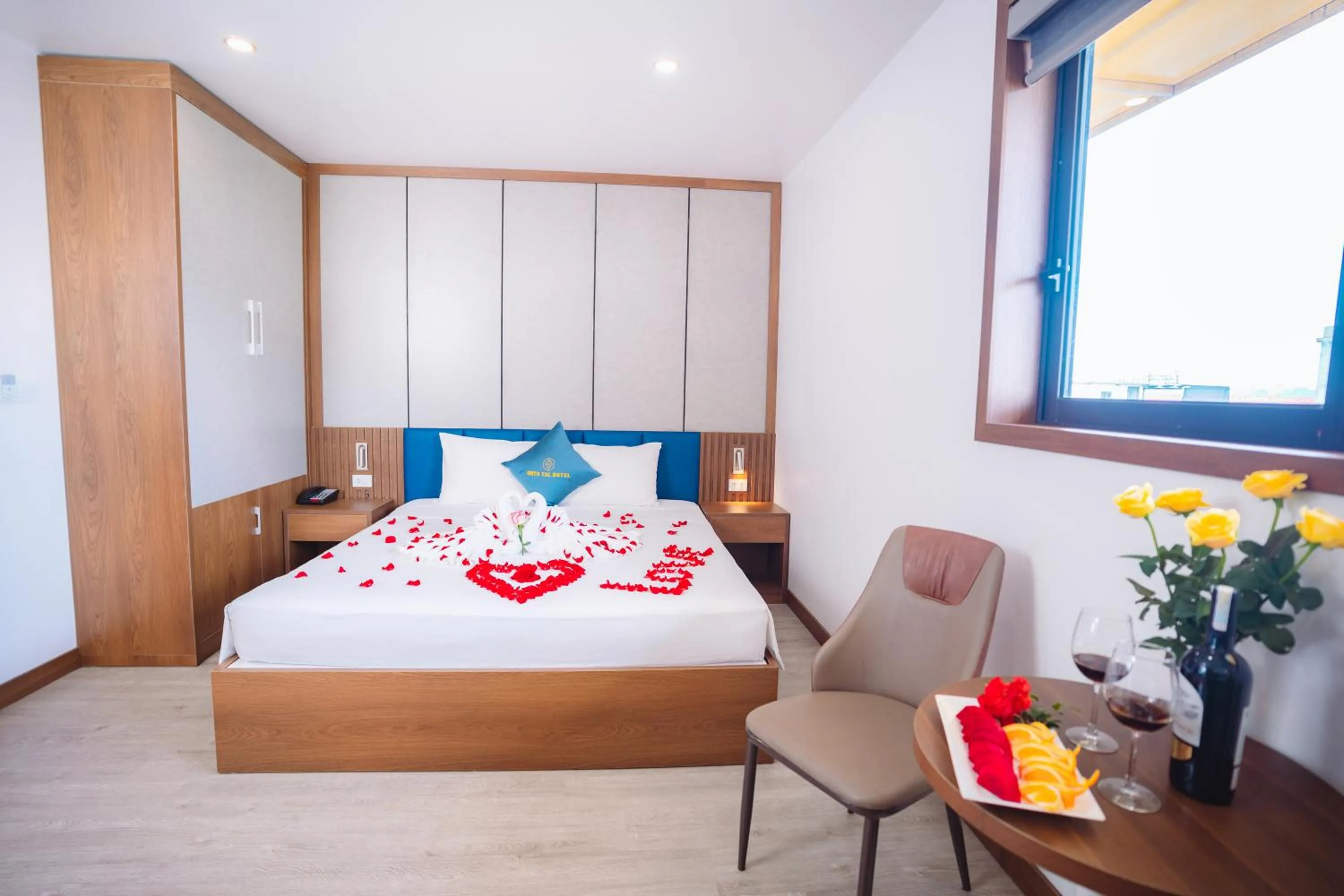 Bed in Skyview Hotel Halong