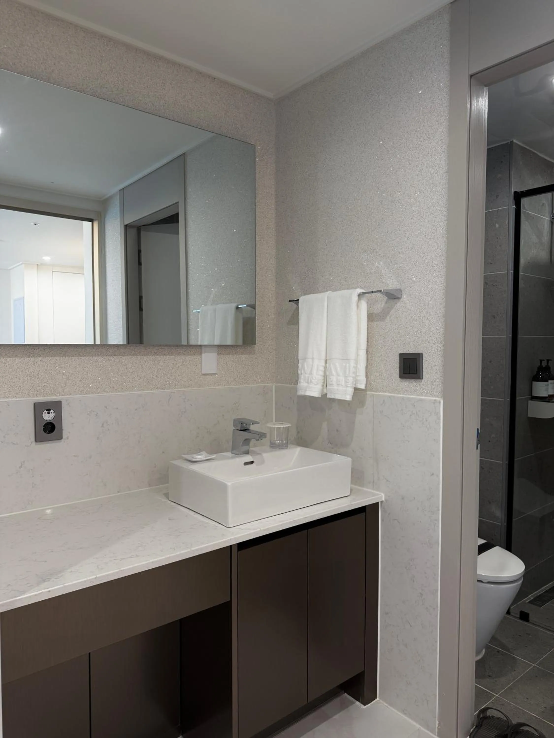 Raviens Maison de Hotel