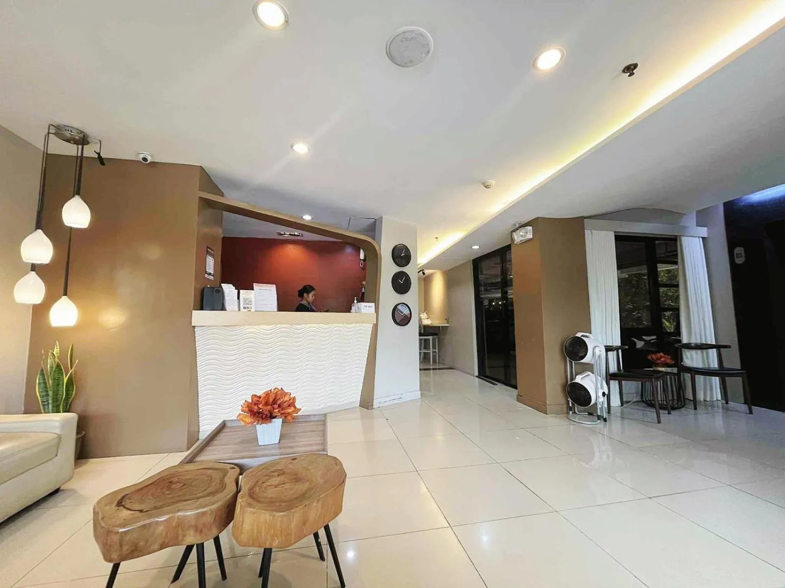 Lobby or reception in Travelbee Business Inn