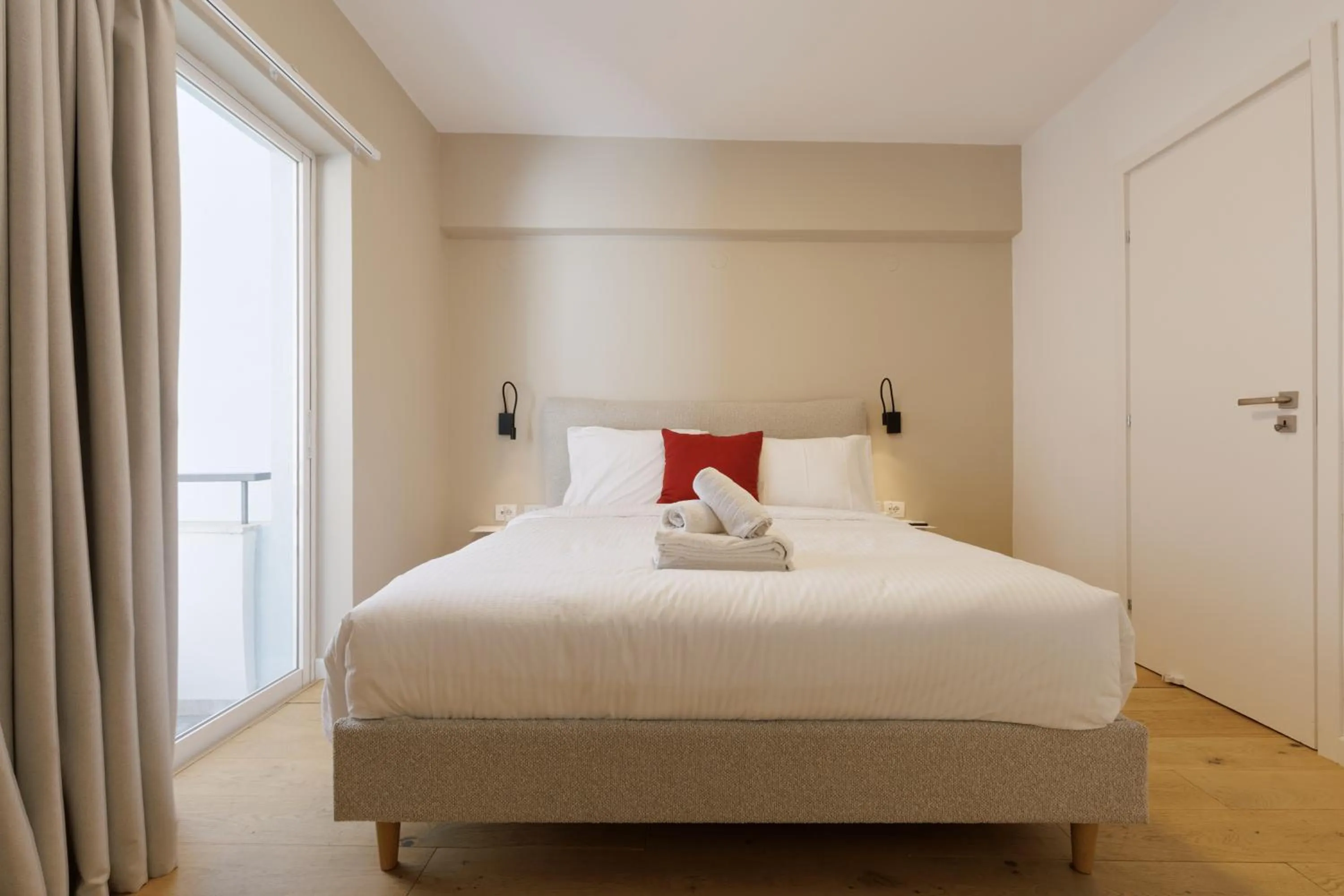 Bed in Incanto Boutique Suites - Koukaki